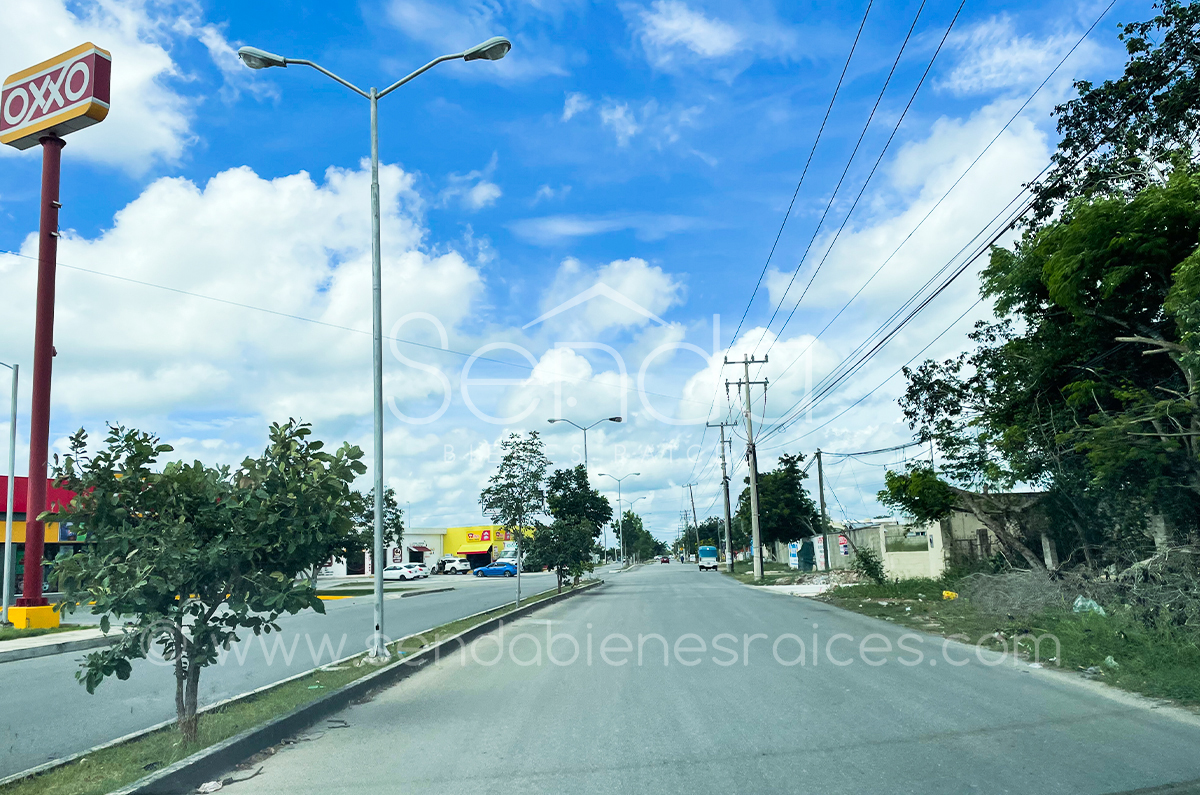 1191-34547-22WE-26-Terreno-en-Esquina-en-Venta-frente-a-Paseo-Verde-de-Tixcacal-Opichen-Merida-_(15).jpg