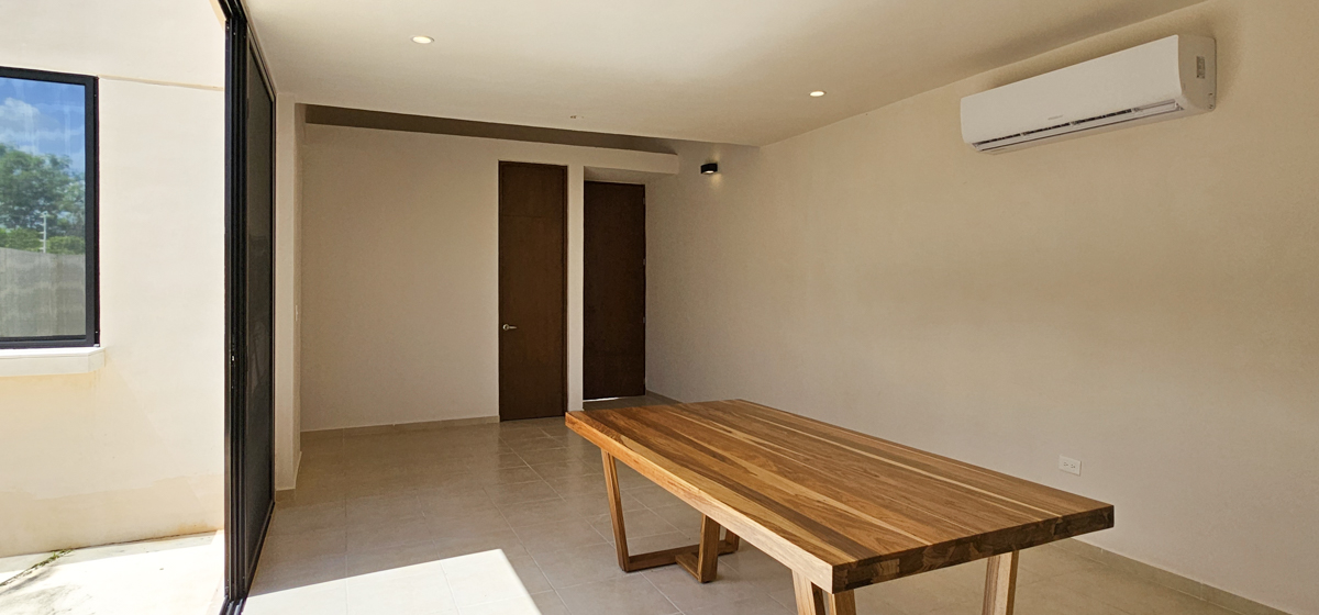 1252-44915-Casa-en-venta-en-Cholul-Merida-con-recamara-en-planta_baja-y-alberca_(19).jpg