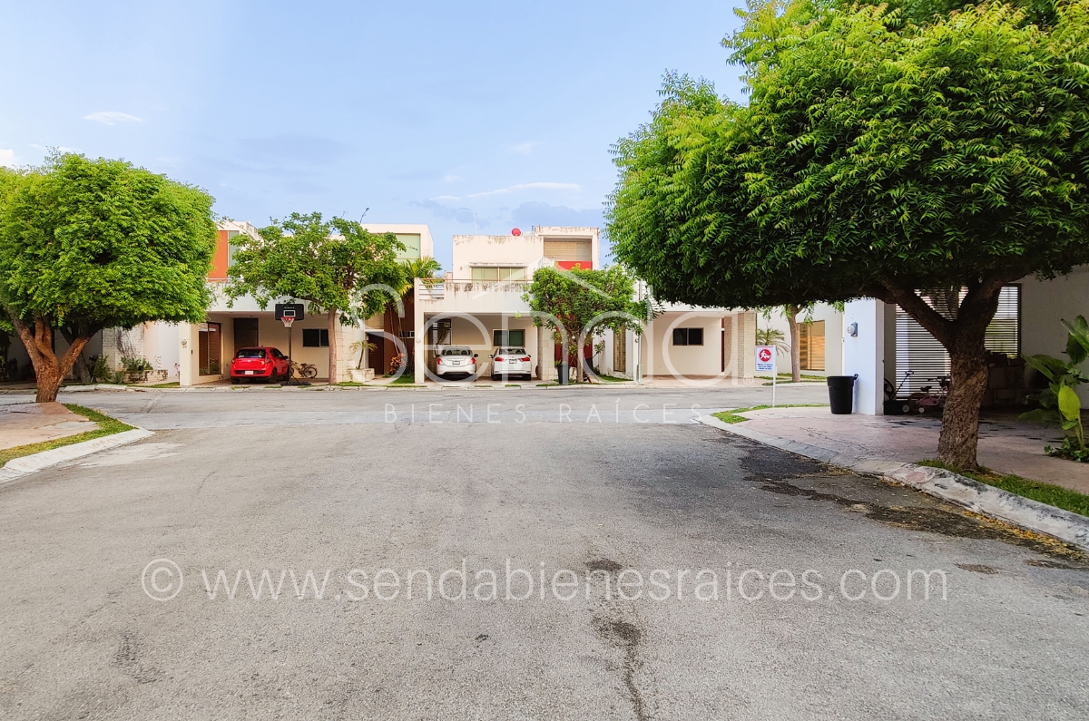 1311-37287-Casa-en-venta-en-Altabrisa-Merida-en-privada-San-Remo-Blanc-con-3-habitaciones-41.jpg