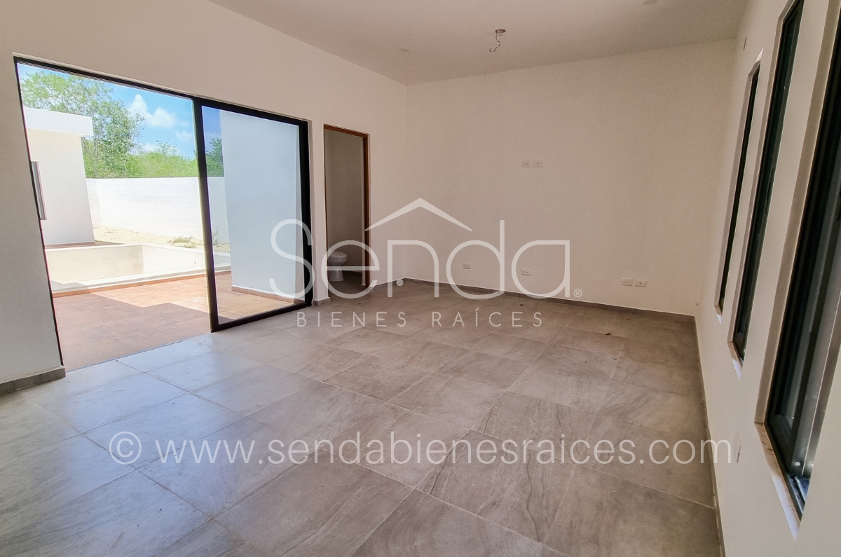 1337-38307-Casa-en-Venta-en-Mabella-Residencial-de-Un-piso-con-Alberca-en-San-Diego-Cutz-4.jpg