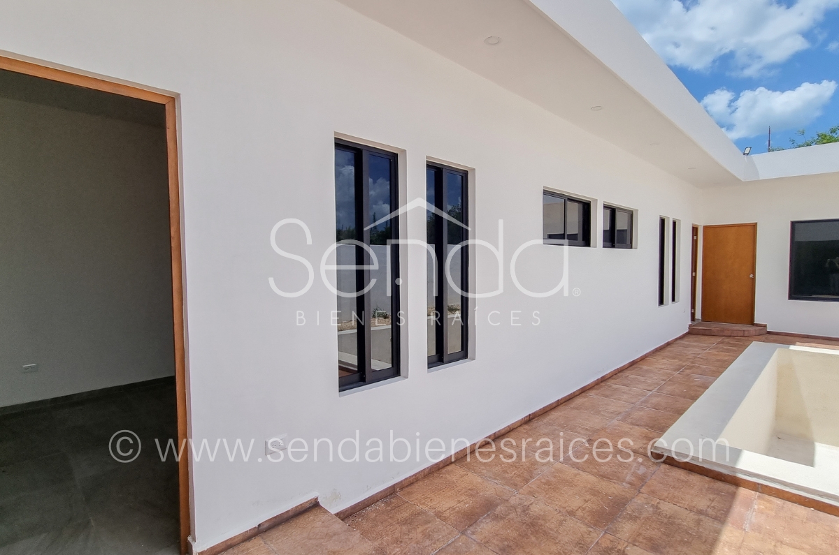 1337-38309-Casa-en-Venta-en-Mabella-Residencial-de-Un-piso-con-Alberca-en-San-Diego-Cutz-5.jpg