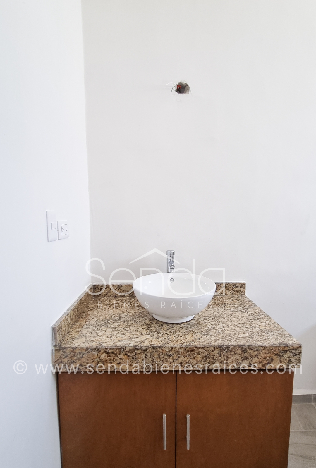 1337-38314-Casa-en-Venta-en-Mabella-Residencial-de-Un-piso-con-Alberca-en-San-Diego-Cutz-10.jpg