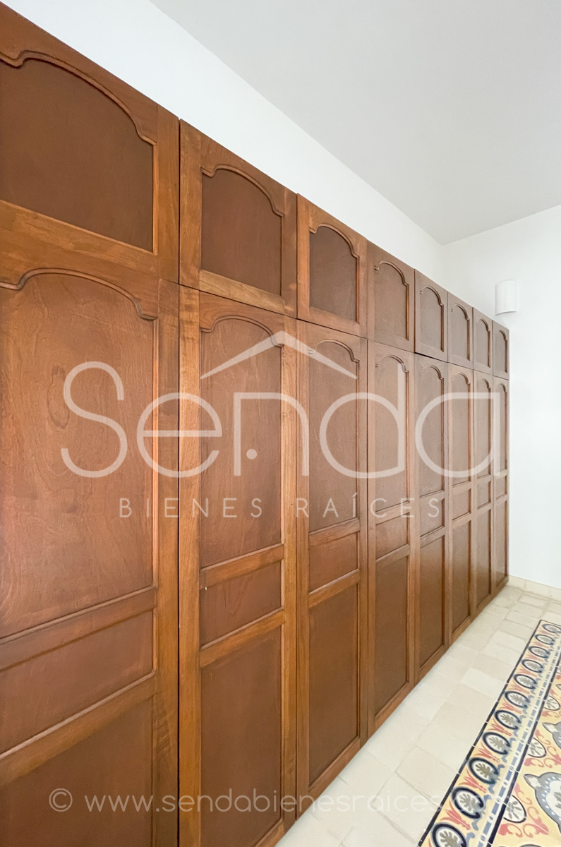1355-38893-Casa-en-venta-Centro-Historico-Merida-calle-62-de-5-habitaciones-20.jpg
