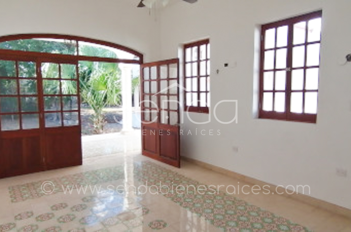 1355-38920-Casa-en-venta-Centro-Historico-Merida-calle-62-de-5-habitaciones-47.jpg