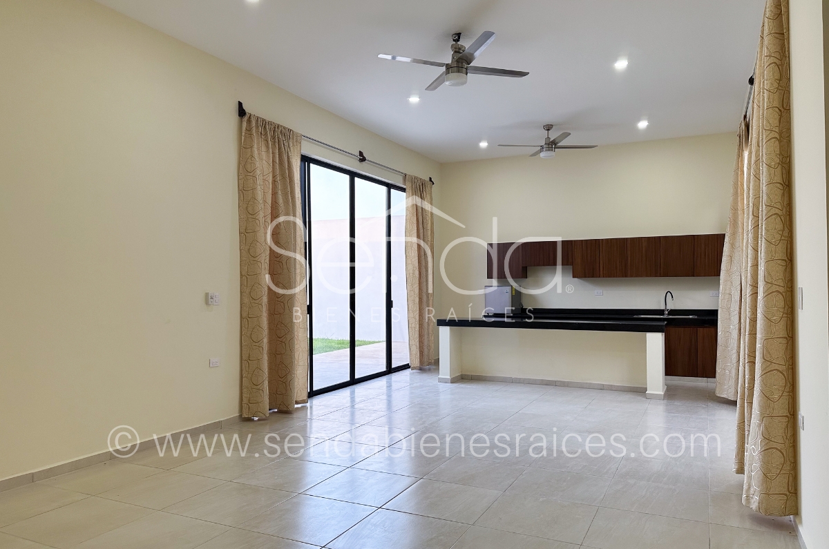 1373-39233-Casa-en-renta-de-una-planta-con-3-habitaciones-en-San-Diego-Cutz-Merida-4.jpg