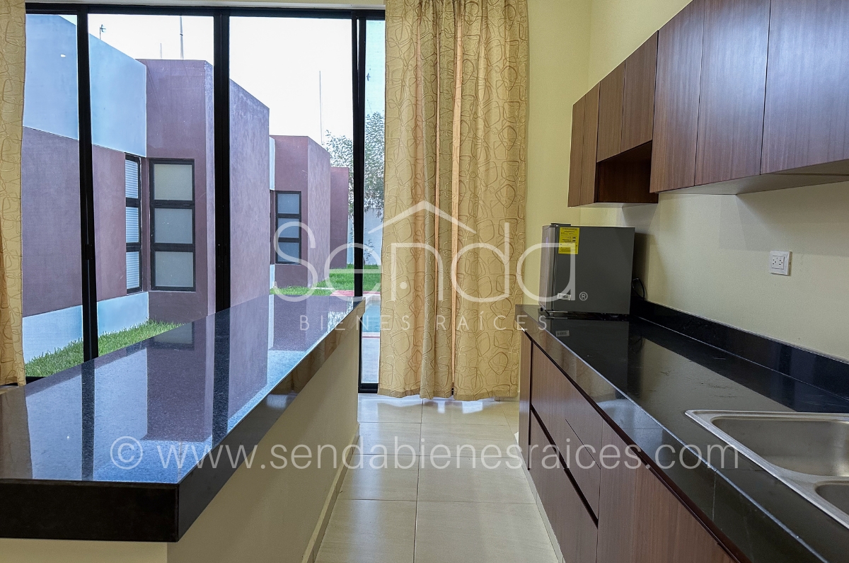 1373-39234-Casa-en-renta-de-una-planta-con-3-habitaciones-en-San-Diego-Cutz-Merida-5.jpg