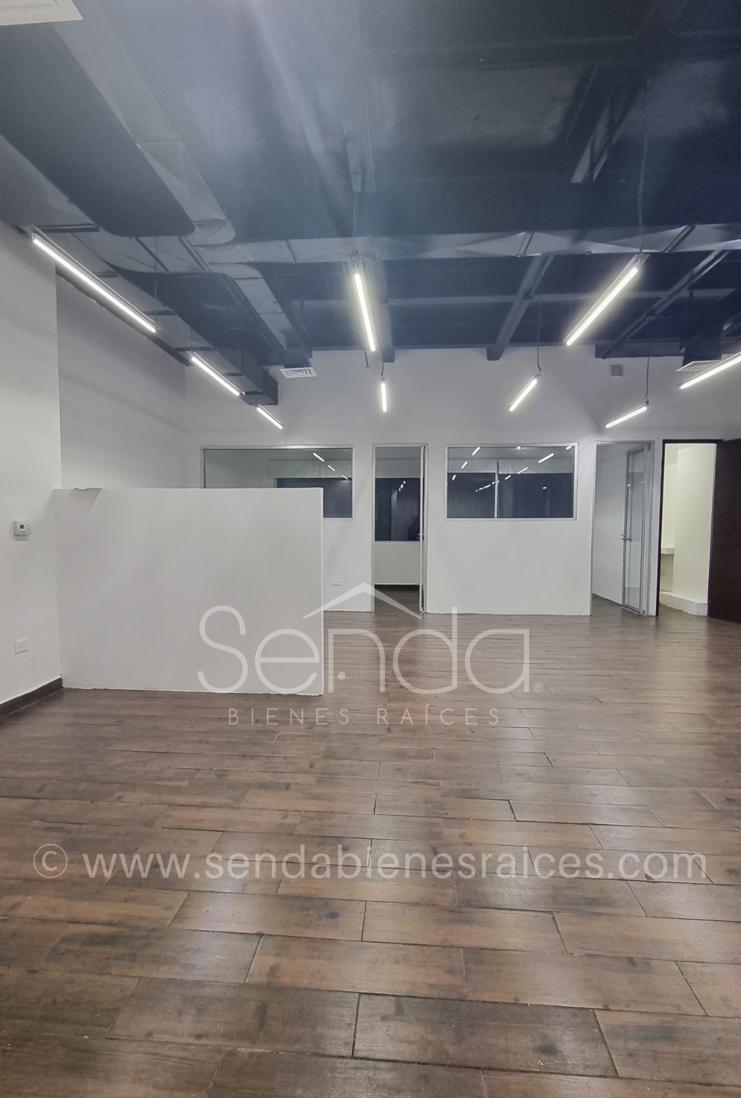 15-40162-Oficina-en-renta-en-Magnia-Altabrisa-Merida-de-93m2-901-4.jpg