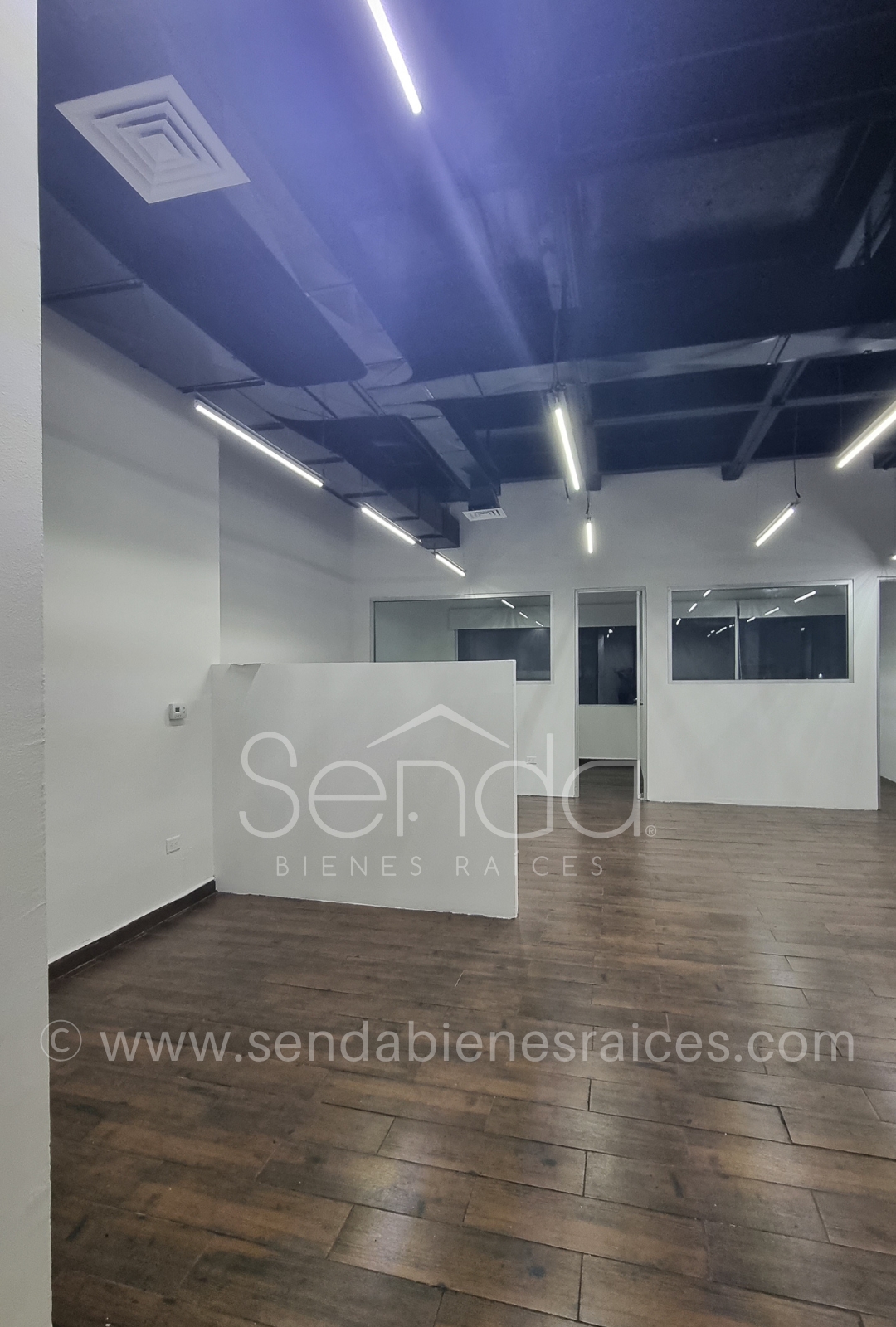 15-40163-Oficina-en-renta-en-Magnia-Altabrisa-Merida-de-93m2-901-5.jpg