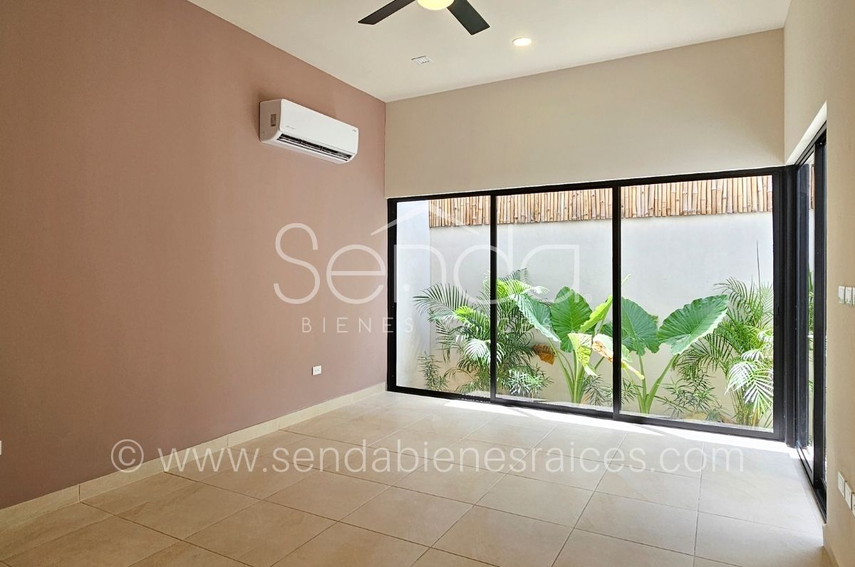 1700-50609-Casa-Tiki-Tiki-en-venta-de-una-planta-en-Cholul-Merida-modelo-B-con-alberca_(11).jpg
