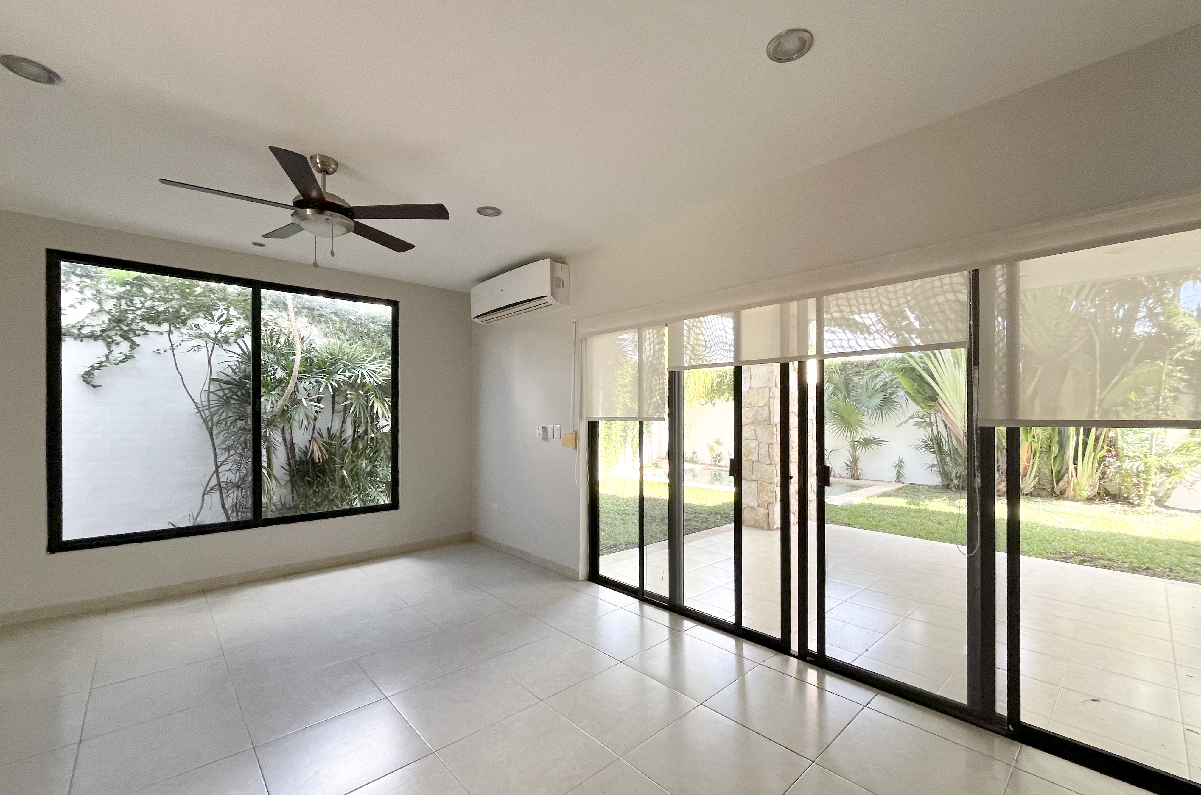 1702-47151-Casa-en-renta-privada-cocoyoles-Merida-tres-recamaras-con-piscina_(8).jpg