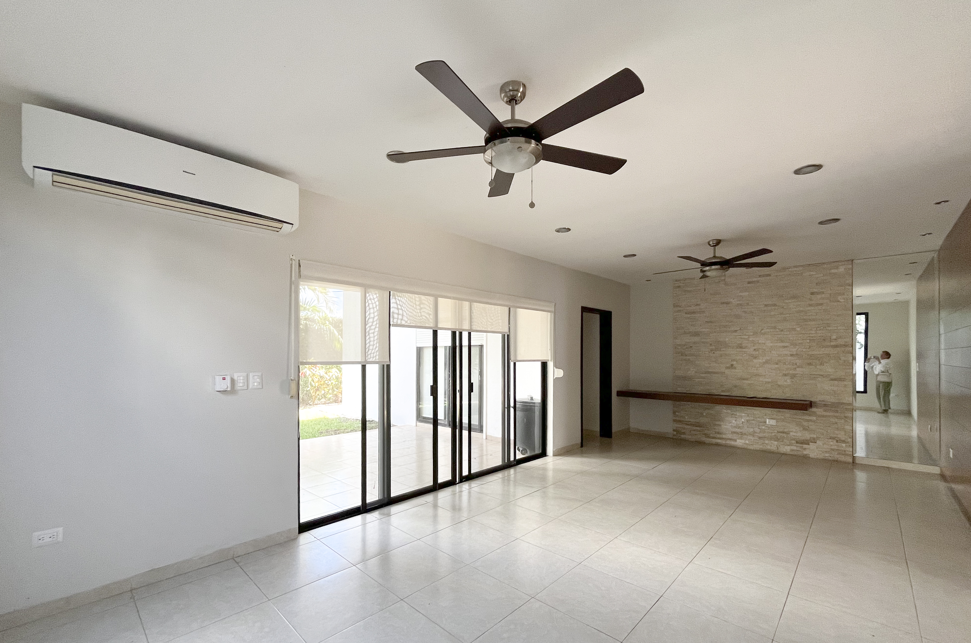 1702-47153-Casa-en-renta-privada-cocoyoles-Merida-tres-recamaras-con-piscina_(10).jpg