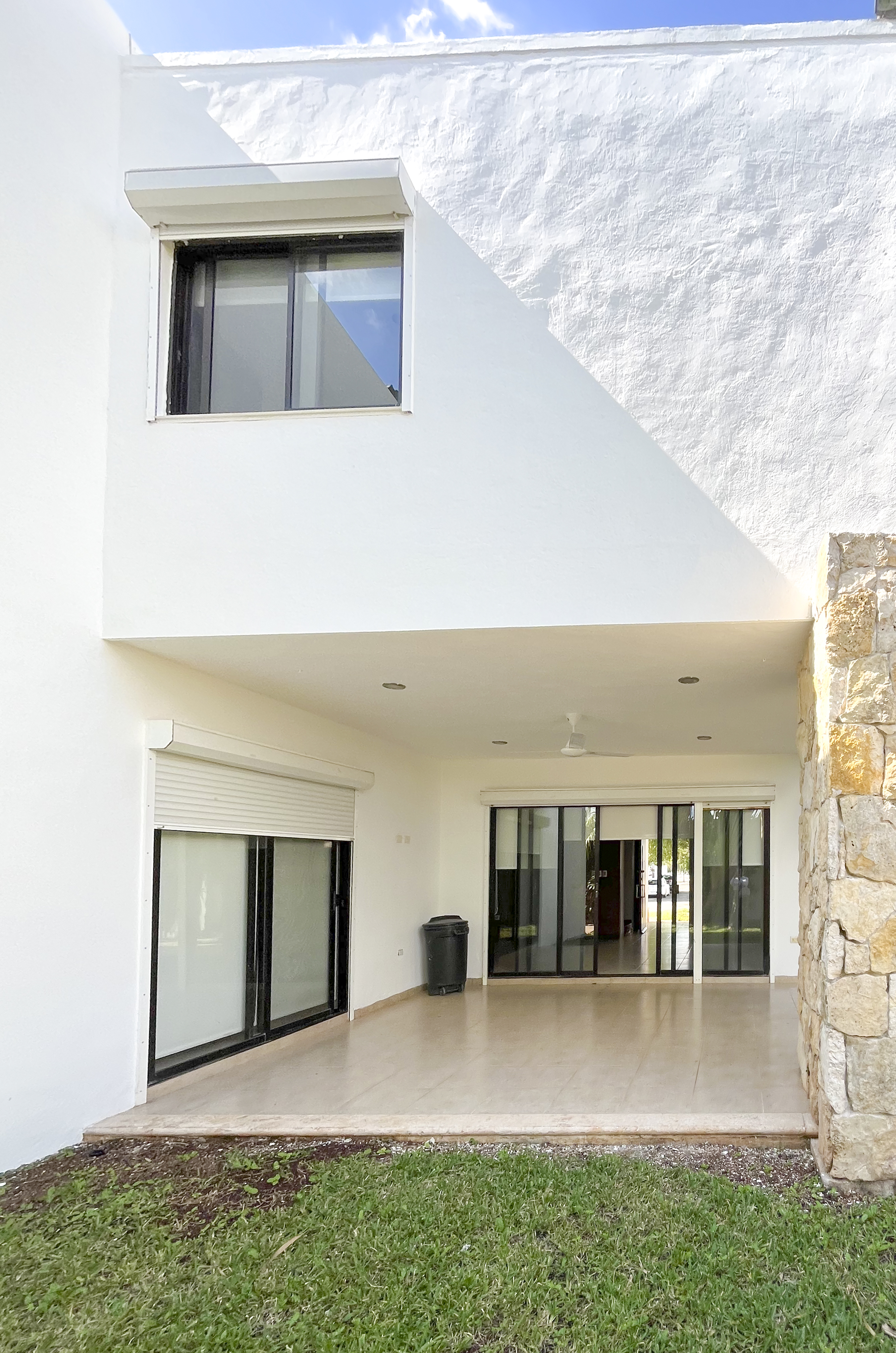 1702-47168-Casa-en-renta-privada-cocoyoles-Merida-tres-recamaras-con-piscina_(26).jpg
