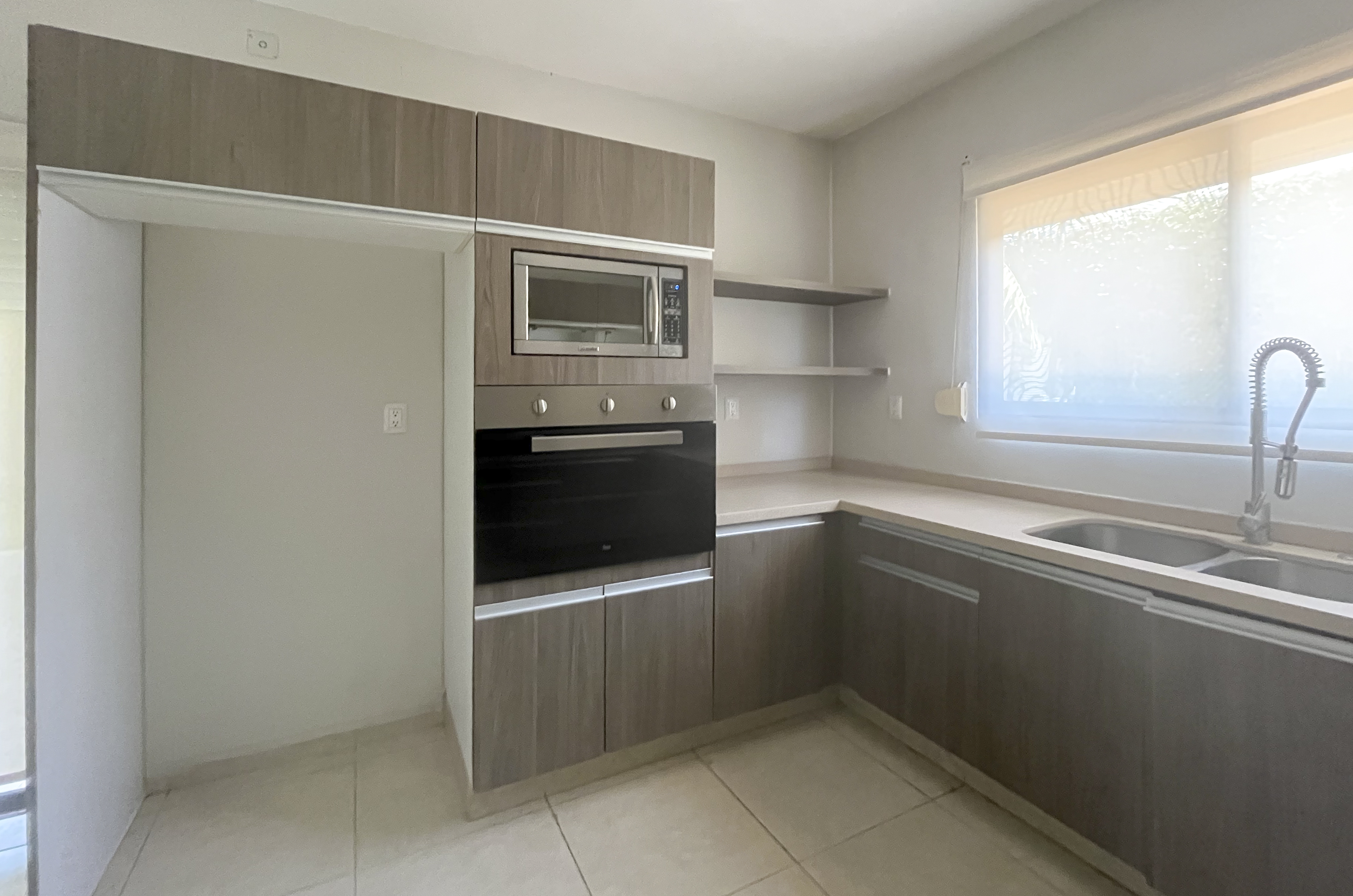 1702-47172-Casa-en-renta-privada-cocoyoles-Merida-tres-recamaras-con-piscina_(29).jpg