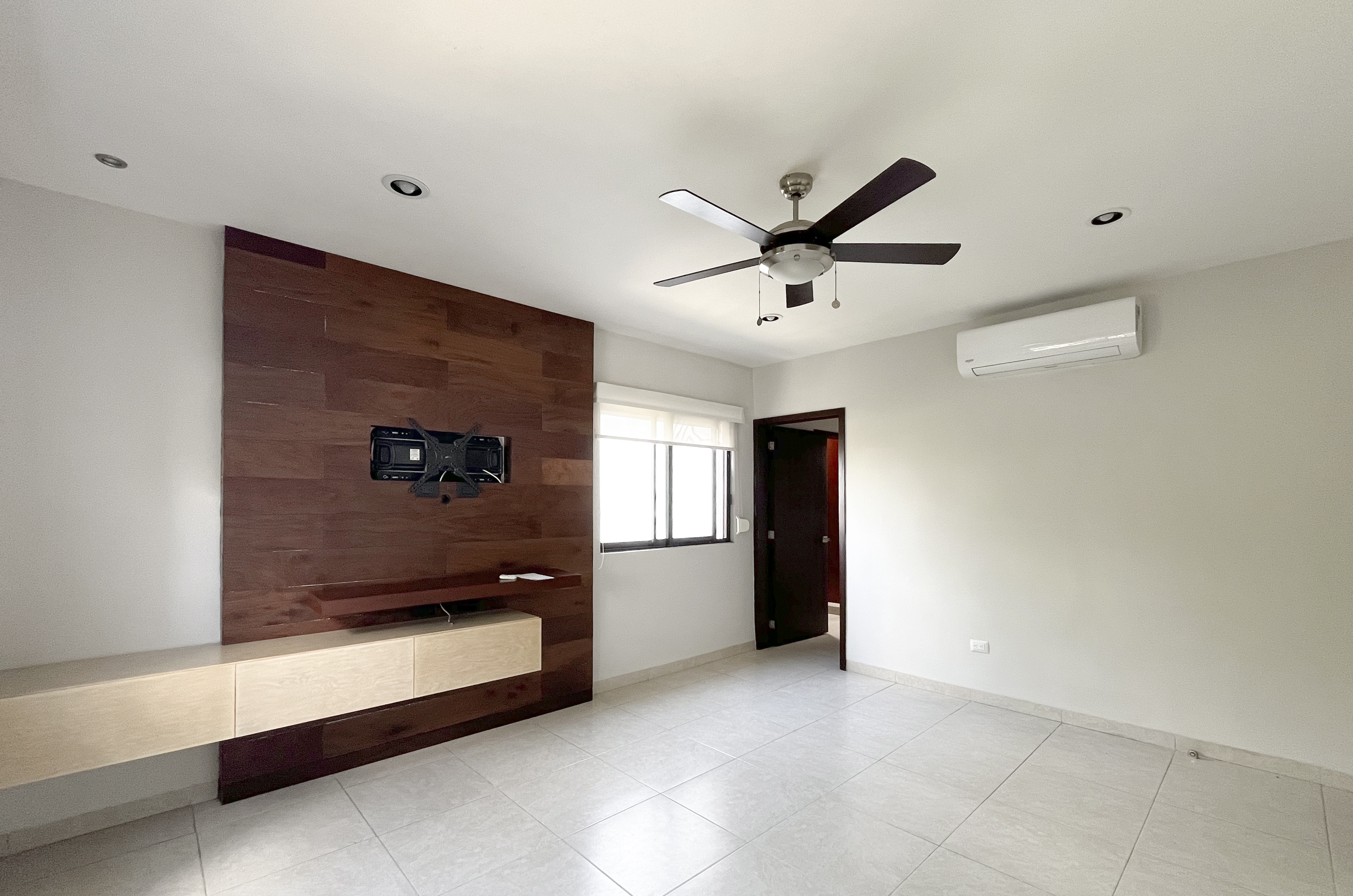 1702-47192-Casa-en-renta-privada-cocoyoles-Merida-tres-recamaras-con-piscina_(49).jpg