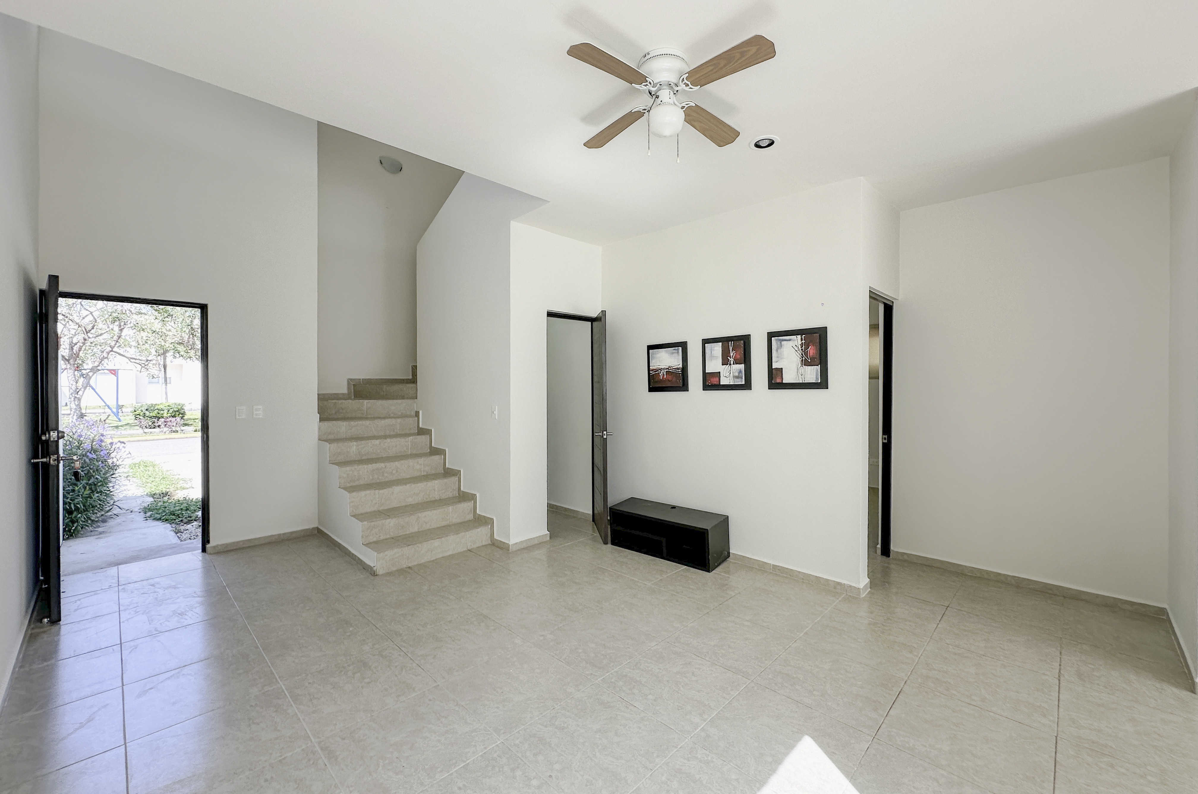 1719-47984-Casa-en-renta-de-3-habitaciones-en-Salomea-Conkal_(9).jpg