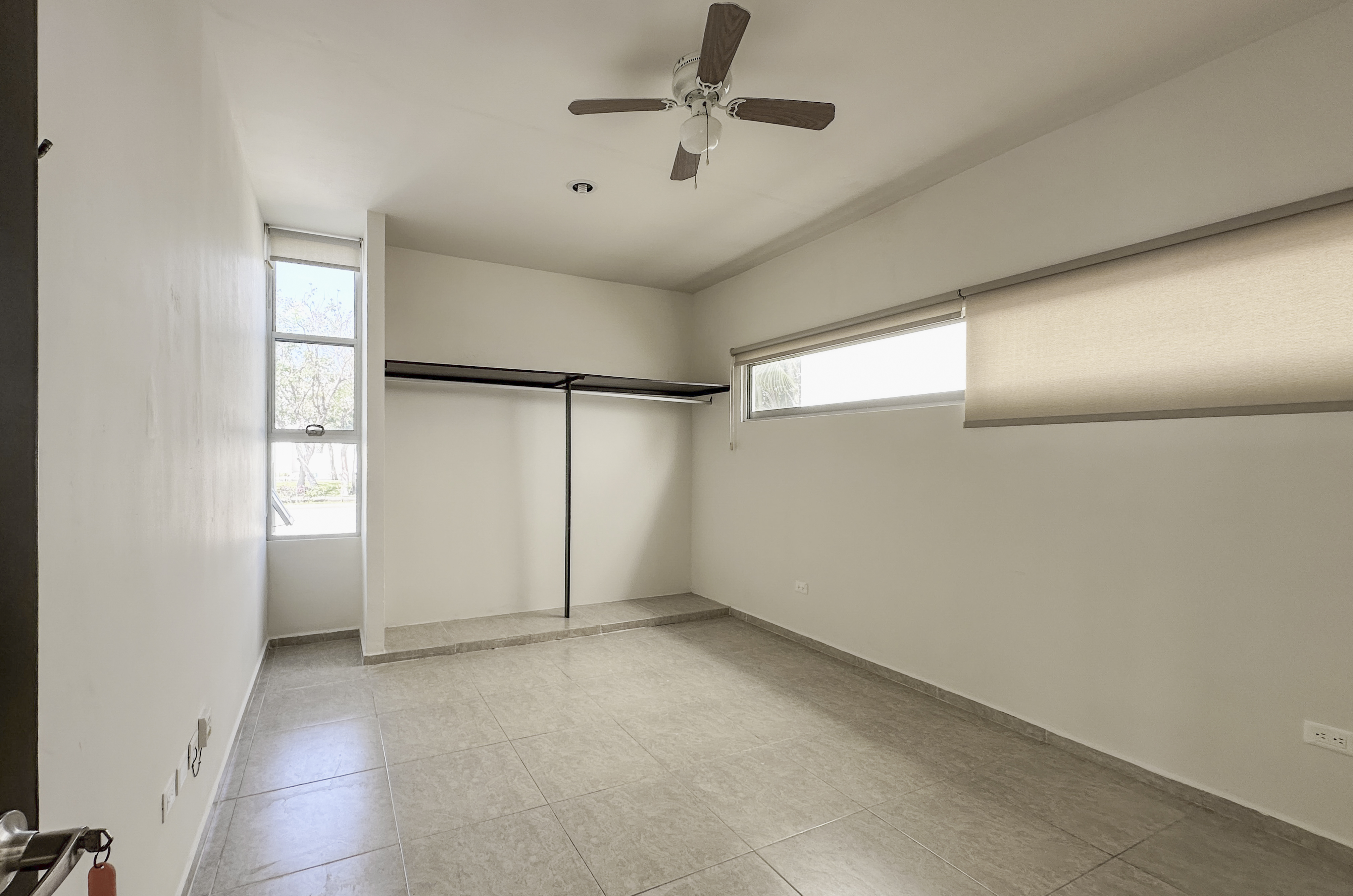1719-47990-Casa-en-renta-de-3-habitaciones-en-Salomea-Conkal_(15).jpg