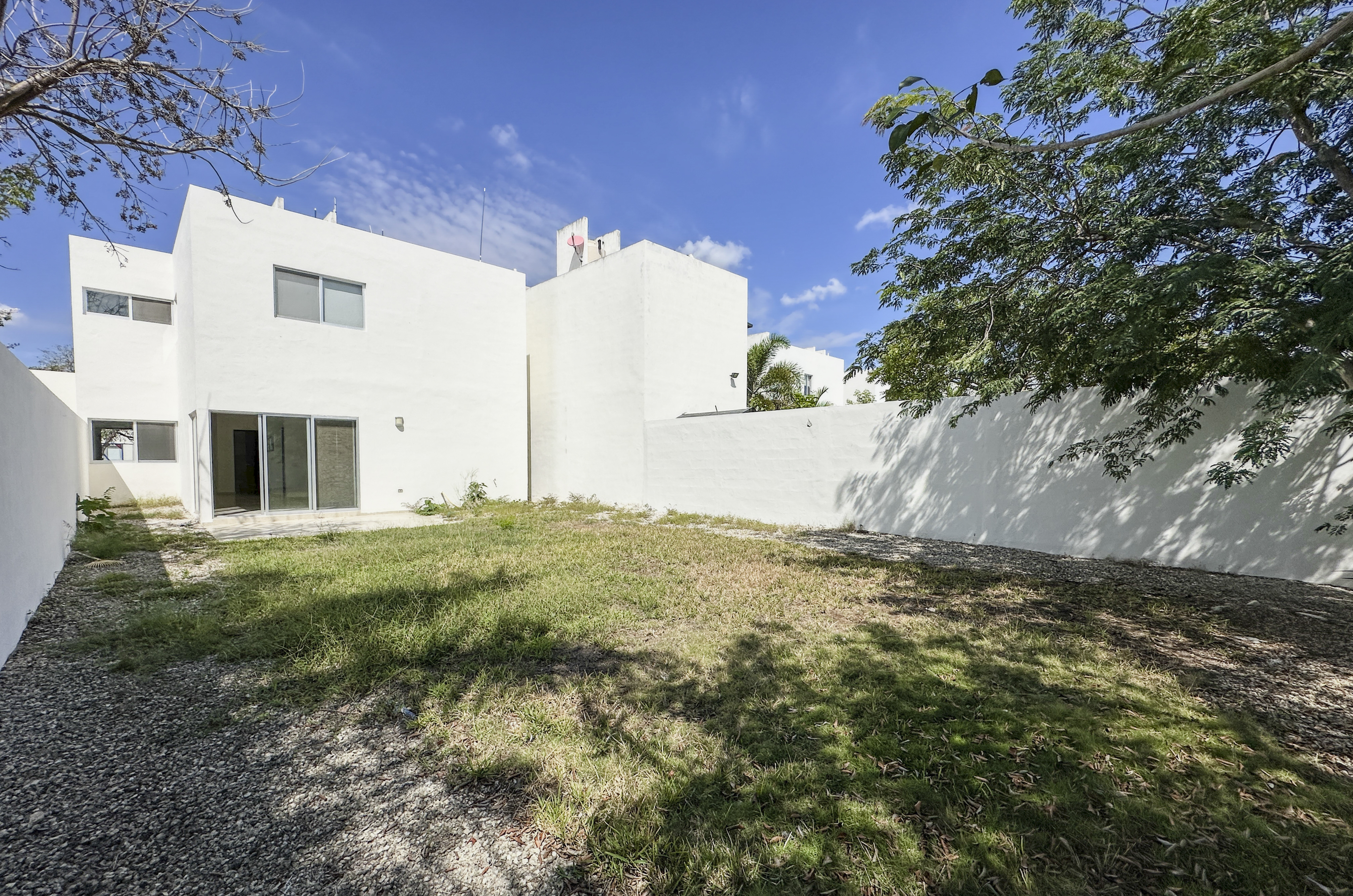 1719-48010-Casa-en-renta-de-3-habitaciones-en-Salomea-Conkal_(35).jpg