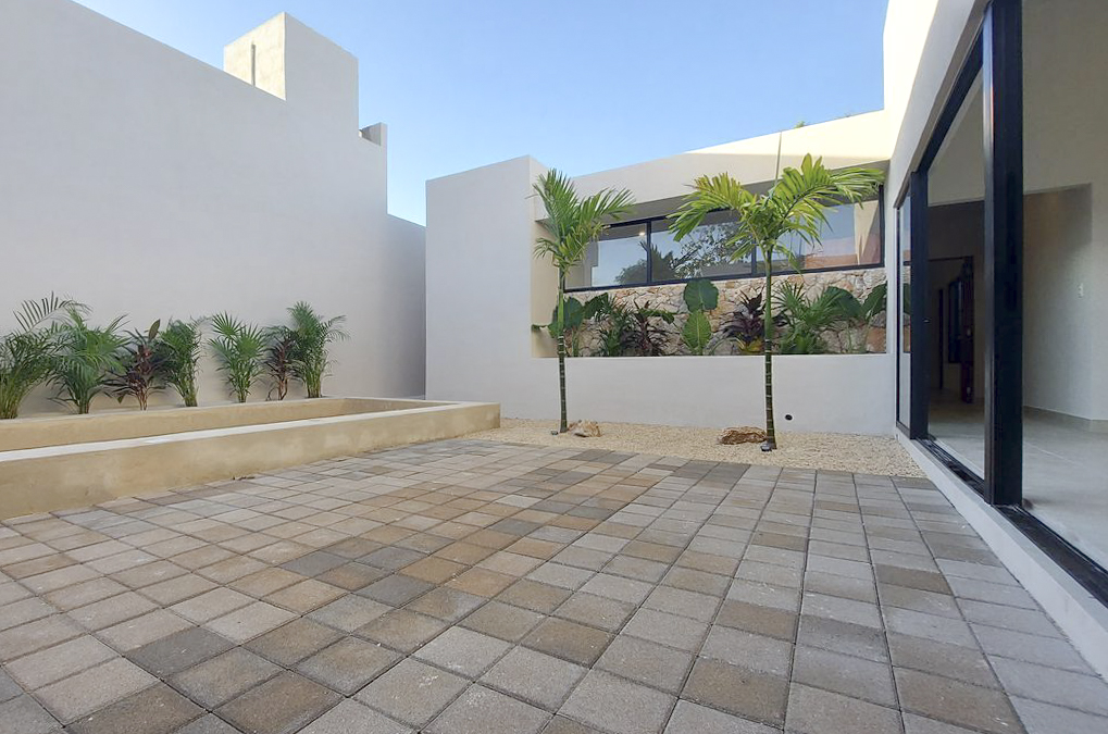 1755-48974-Casa-en-Venta-en-Conkal-Merida-Privada-Canarias-de-una-planta_(16).jpg