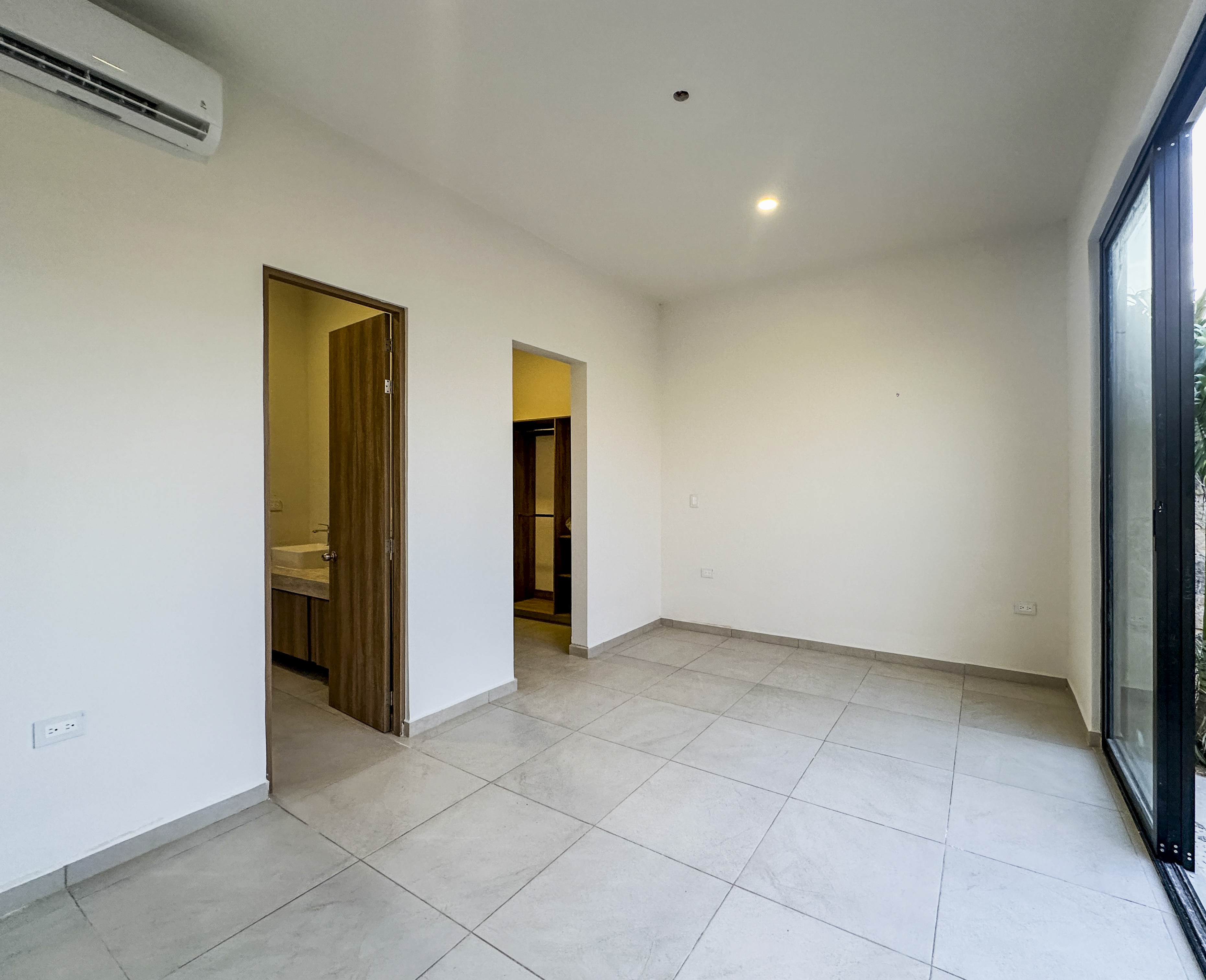 1806-52768-Casa-en-venta-de-un-piso-con-2-habitaciones-y-alberca-en-Naia-Residencial-Conkal_(25).jpg