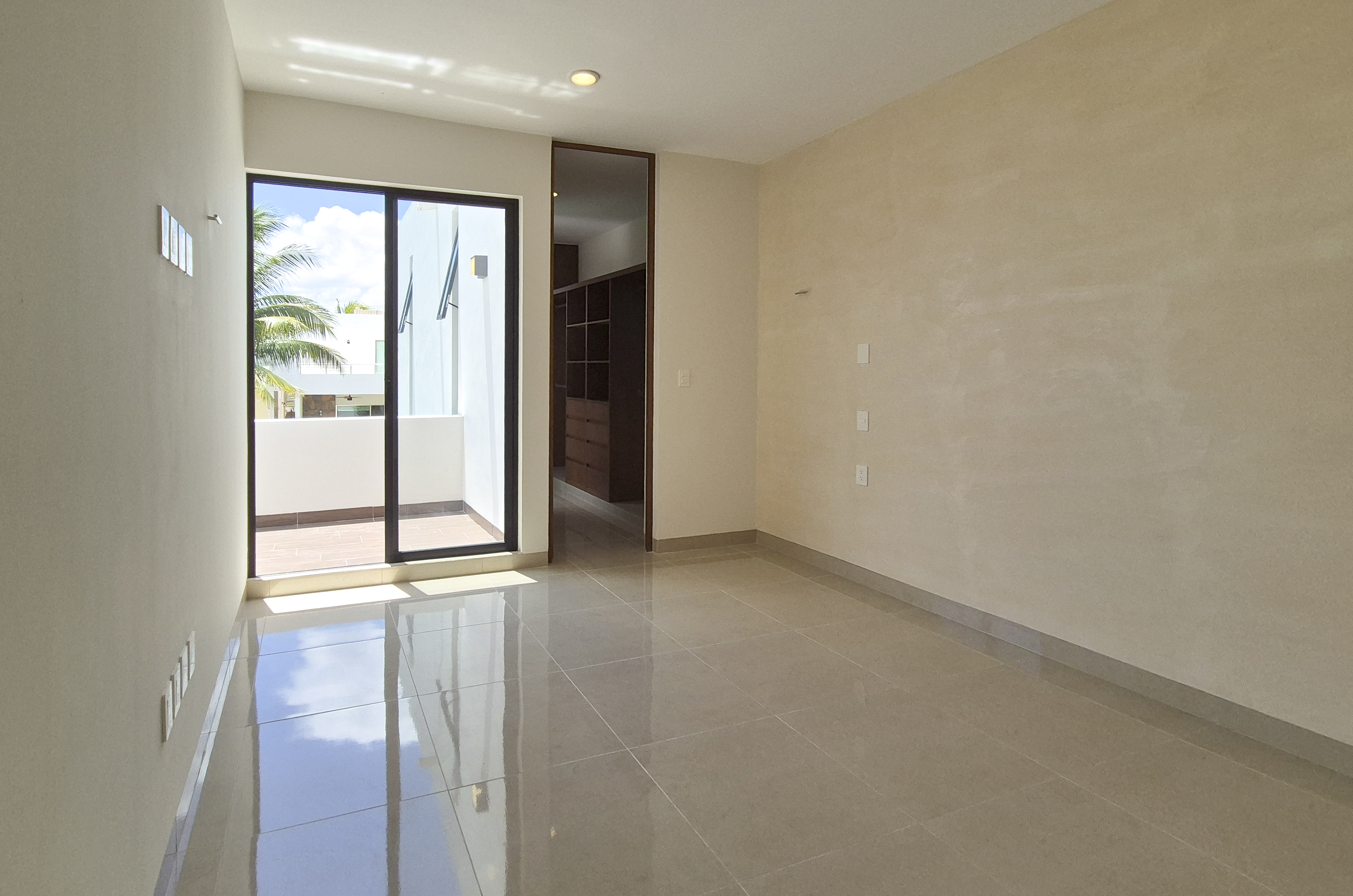 1842-50578-Casa-en-venta-en-Plenum-Residencial-en-Merida-con-4-habitaciones-y-alberca_(30).jpg