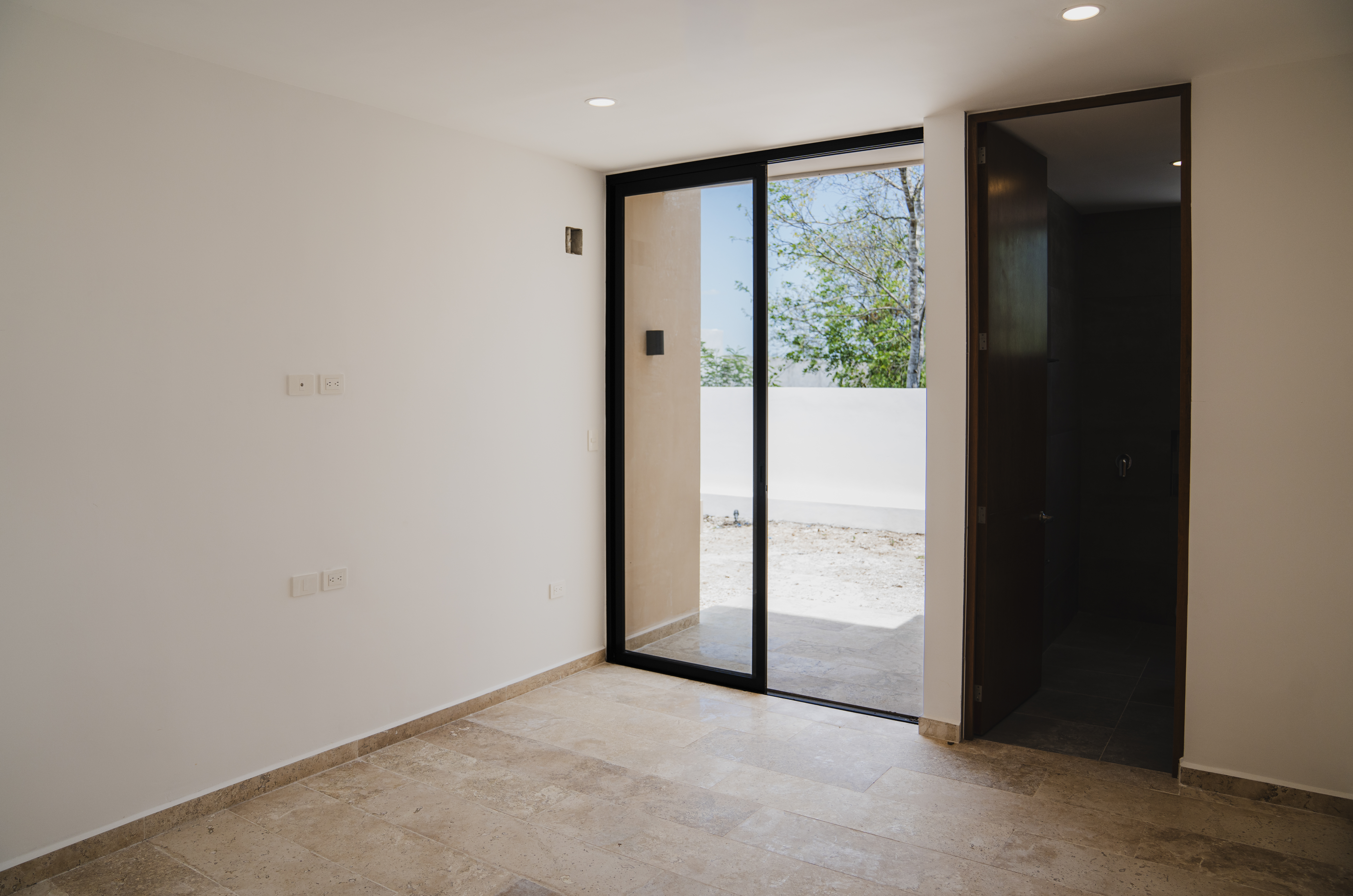 1902-52977-Casa-Alaia-en-Venta-dentro-privada-zona-conkal-Merida-con-tres-recamaras_(12).jpg