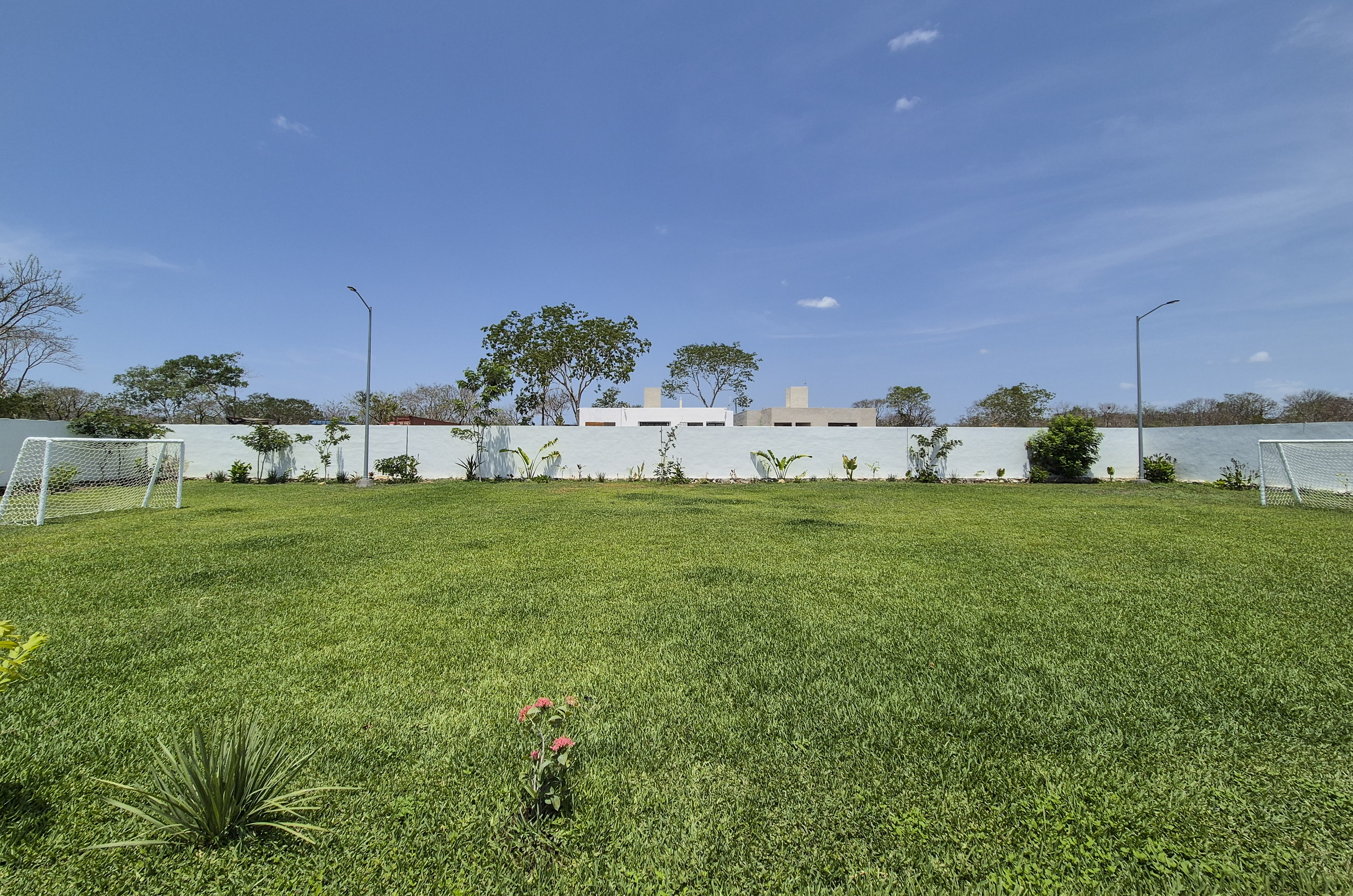 1942-53022-Lotes-Residenciales-en-Venta-en-Privada-Ciudad-Central-con-amenidades_(24).jpg