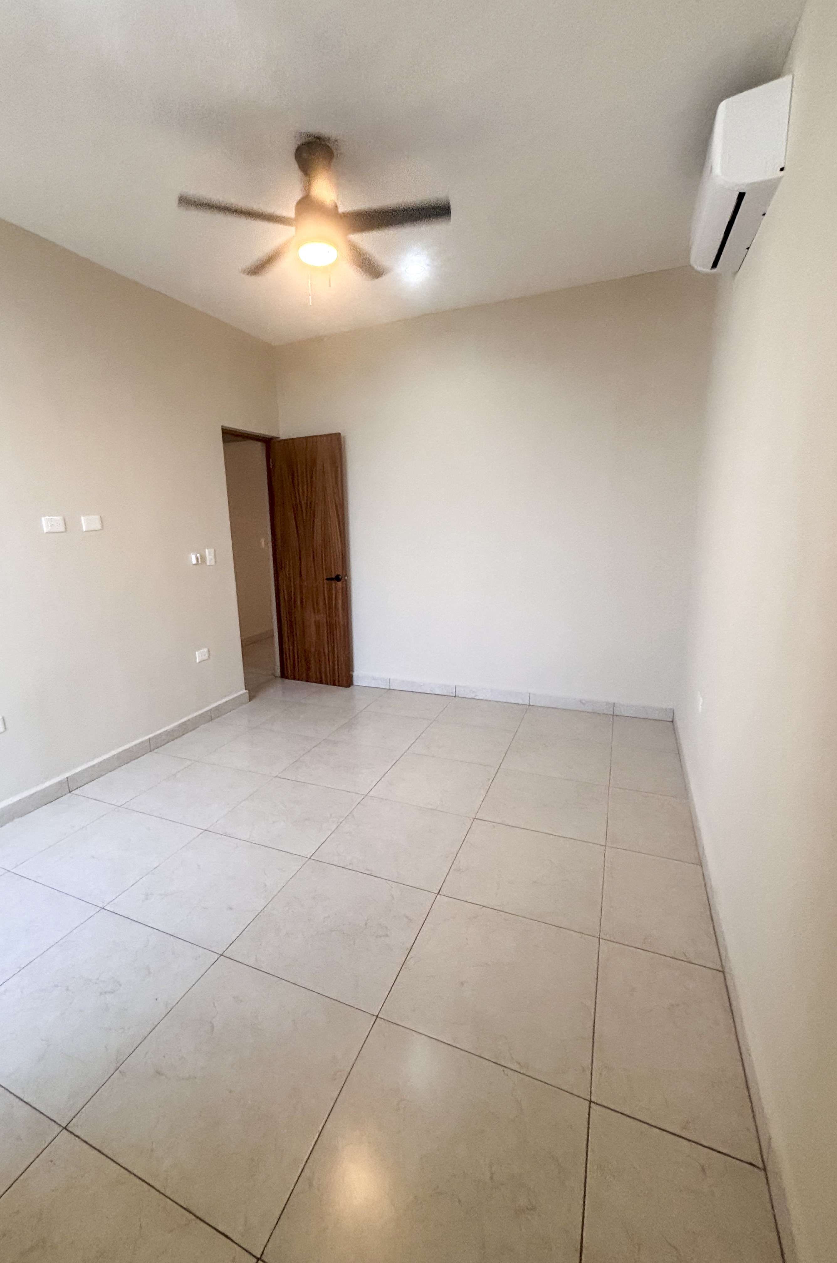 1996-53988-Casa-Piedra-Luz-en-Venta-en-Conkal-Merida-con-Loft_(59).jpg