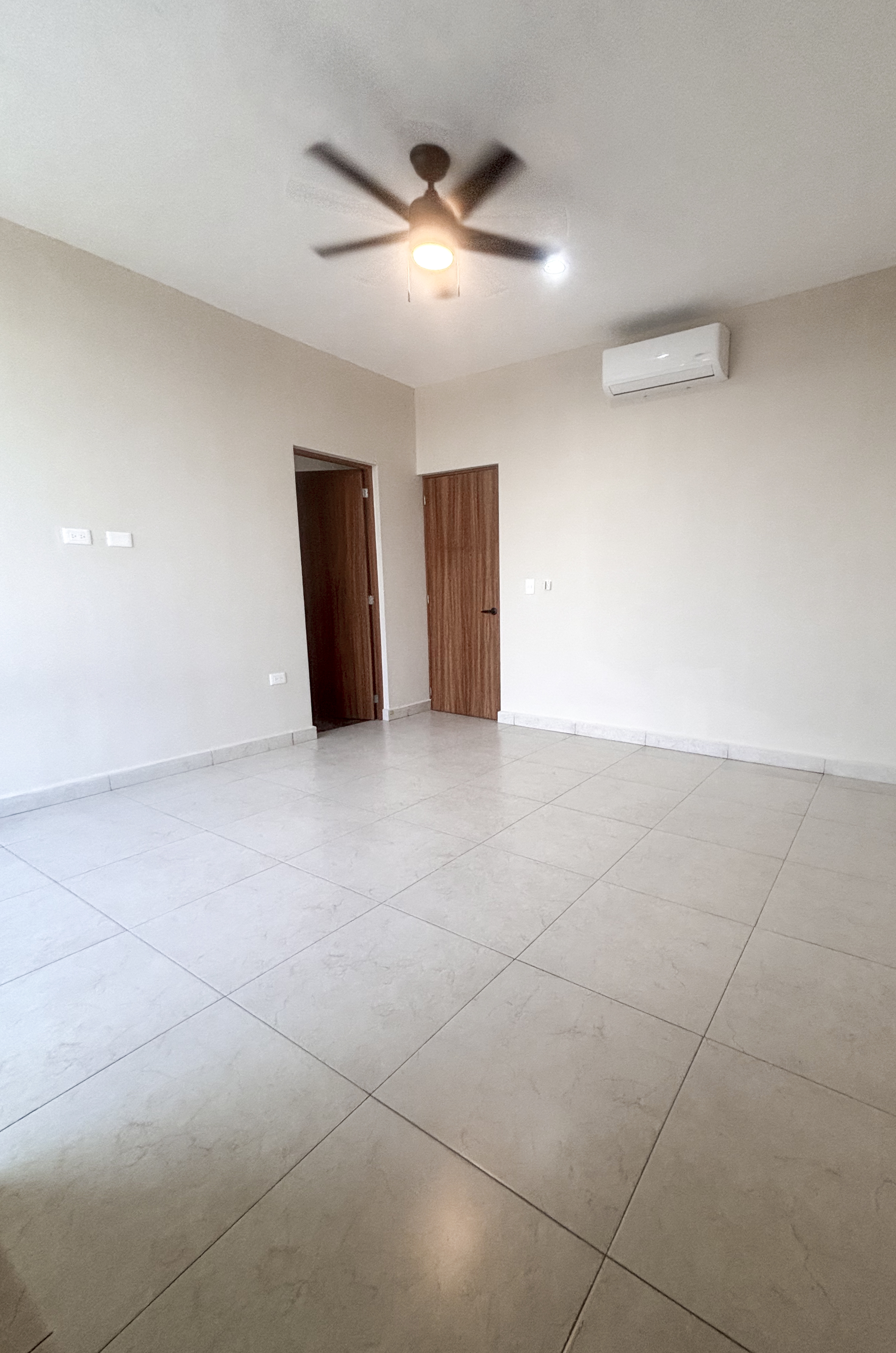 1996-53993-Casa-Piedra-Luz-en-Venta-en-Conkal-Merida-con-Loft_(65).jpg