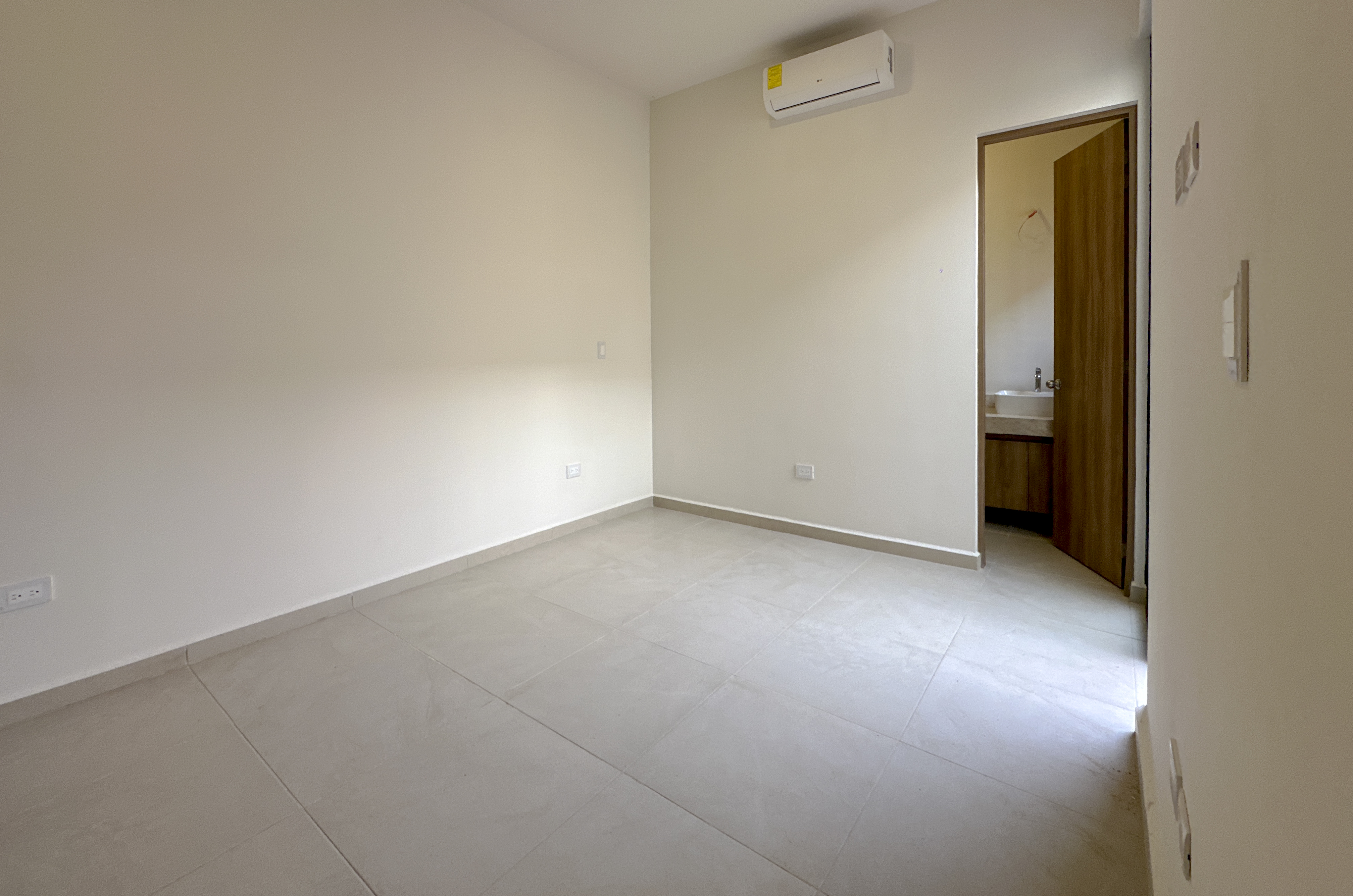 2001-54294-Casa-en-Renta-de-un-piso-con-2-habitaciones-y-alberca-en-Conkal_-21_(22).jpg