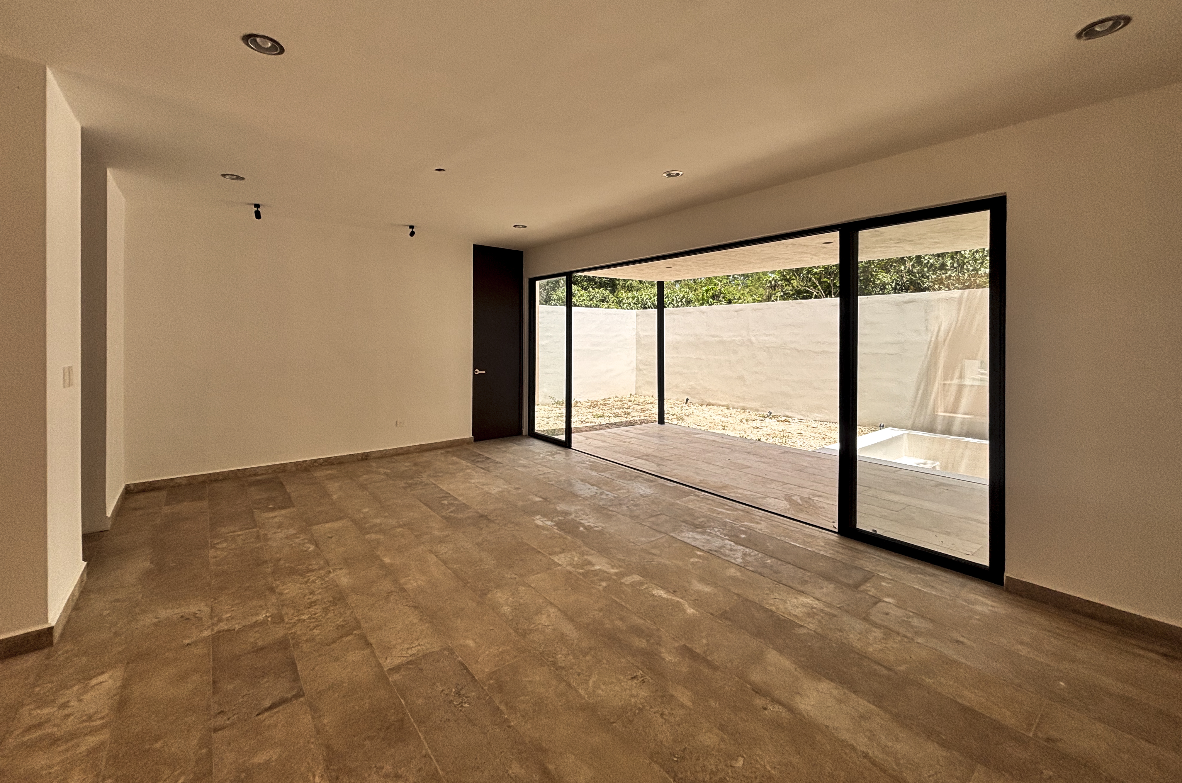2009-54219-Casa-en-venta-en-el-norte-de-Mérida-Cholul-de-3-recámaras-con-estudio_(10).jpg