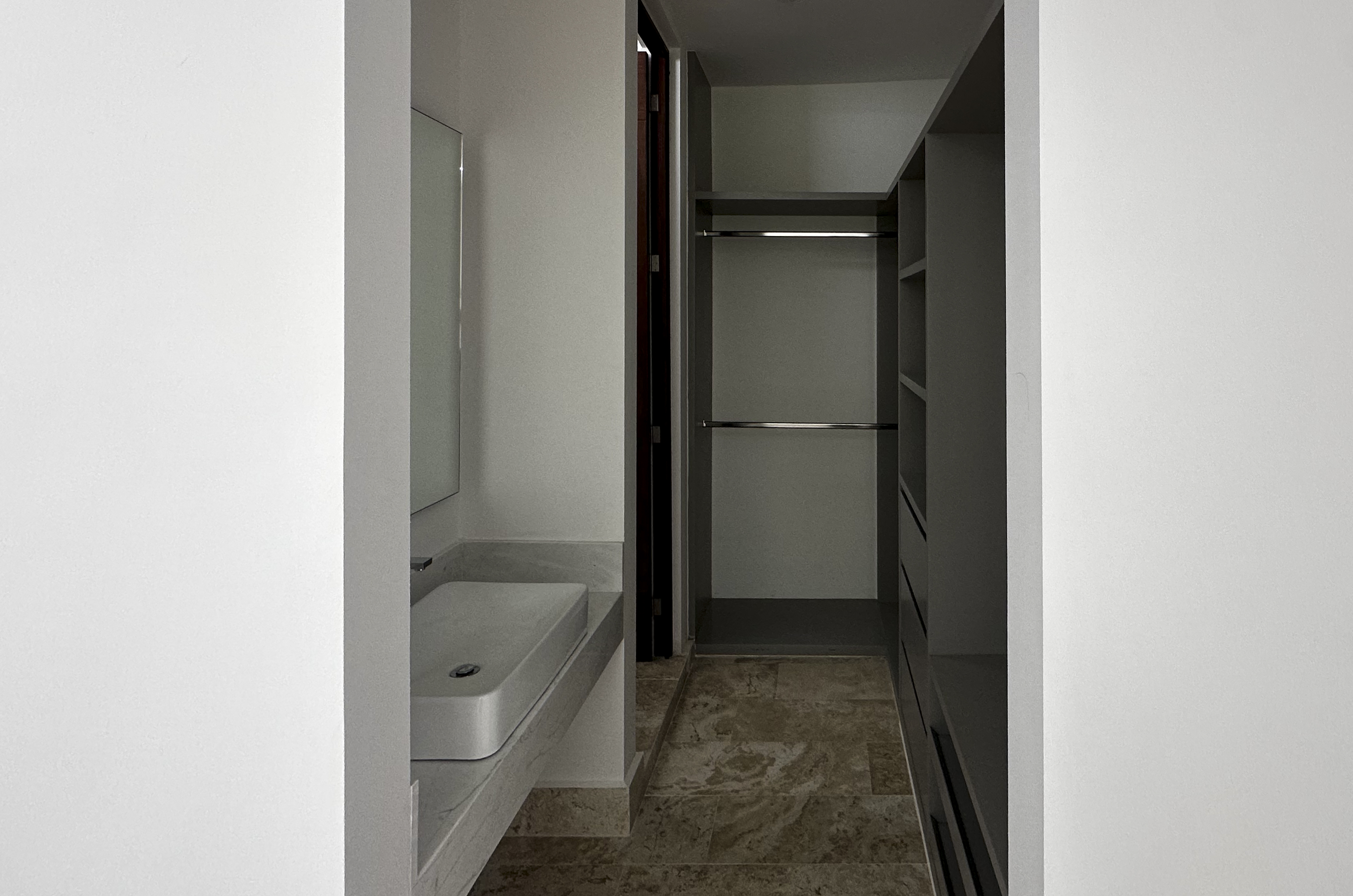 2013-54457-Casa-en-venta-en-privada-Nuukul-Temozon-Norte-con-electrodomesticos-incluidos_(25).jpg