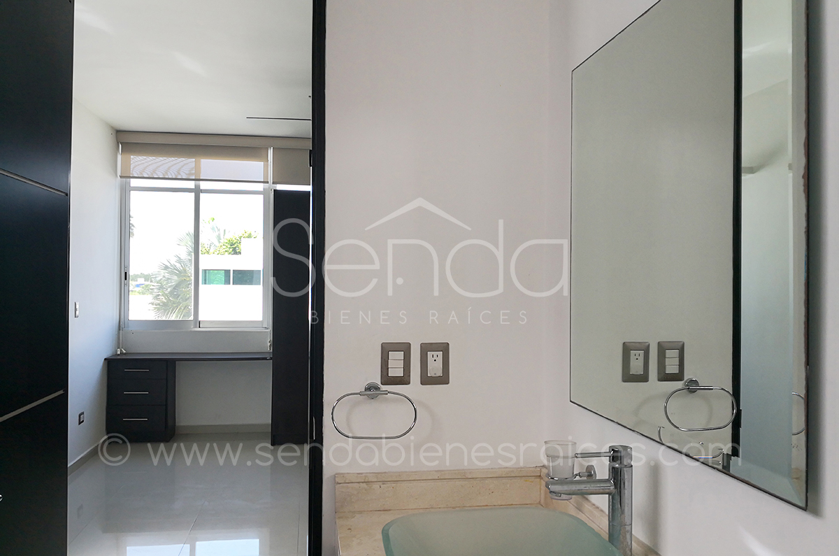 2018-10-09_17_57_01_casa-en-renta-en-altabrisa-residencial-35.jpg