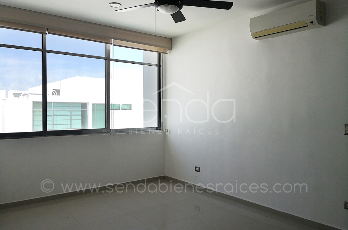 2018-10-09_18_00_22_casa-en-renta-en-altabrisa-residencial-37.jpg