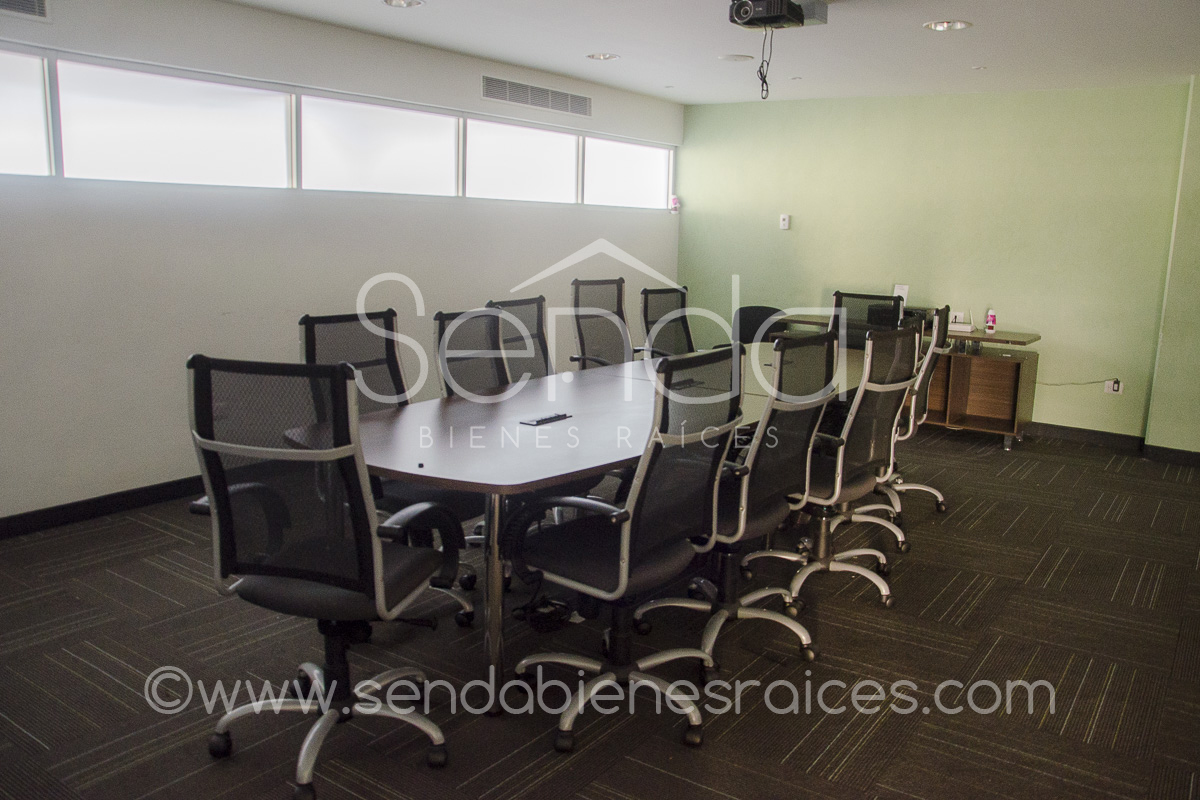 2020-07-29_17_41_34_Renta-oficinas-Magnia-Merida-20.jpg