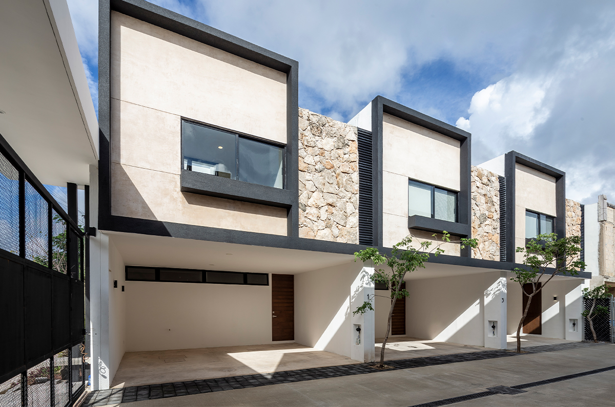 2020-12-11_22_02_13_casa-townhouse-en-venta-montebello-merida-01.jpg