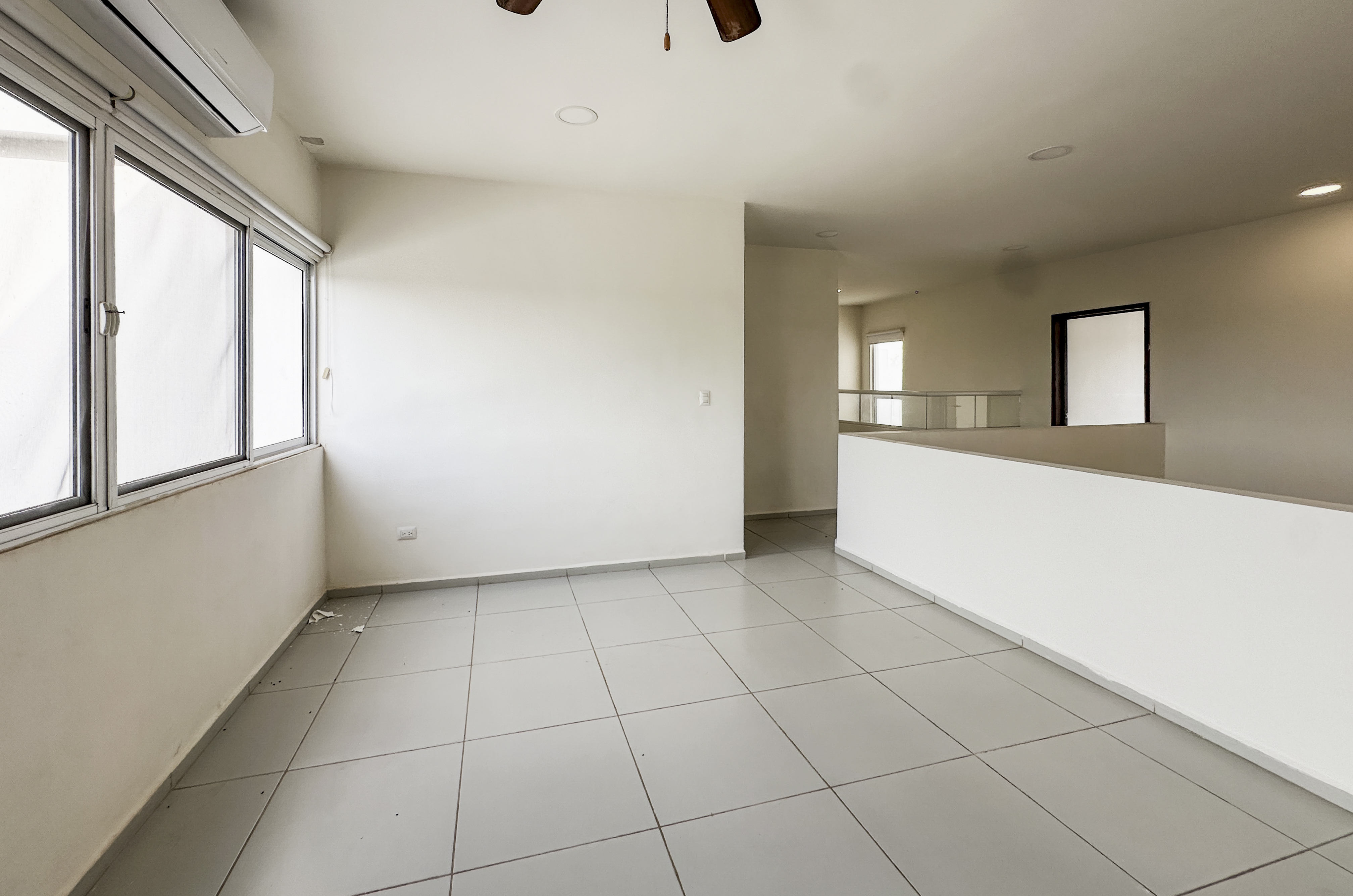 663-53596-Casa-en-renta-3-habitaciones-con-Piscina-en-Privada-Kanan-Conkal_(7).jpg