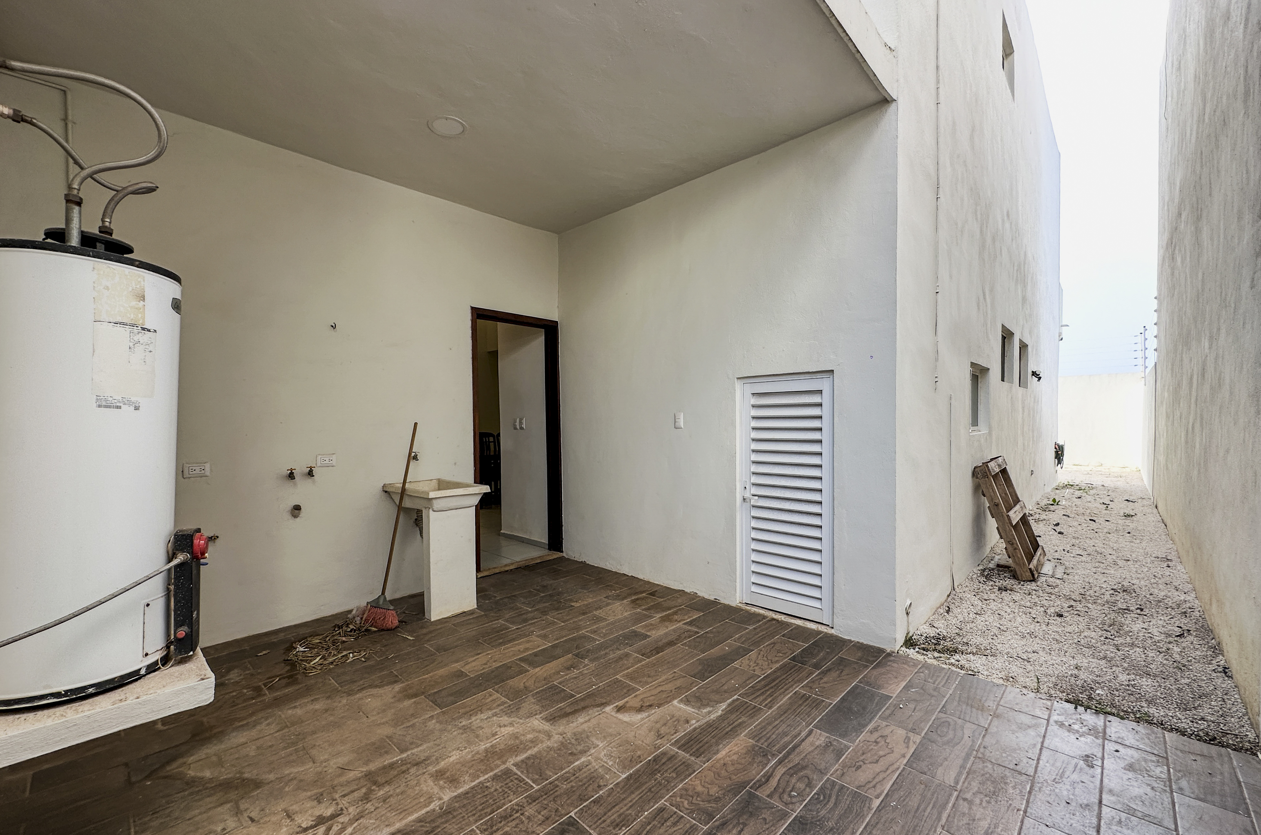 663-53624-Casa-en-renta-3-habitaciones-con-Piscina-en-Privada-Kanan-Conkal_(35).jpg