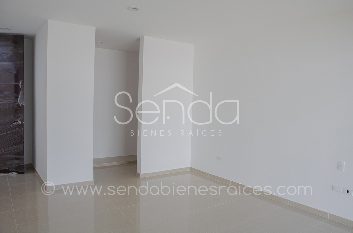 741-23380-21KG-13_-_Casa_en_venta_de_un_piso_en_esquina_con_piscina_y_terreno_grande_en_Merida_norte-4.jpg