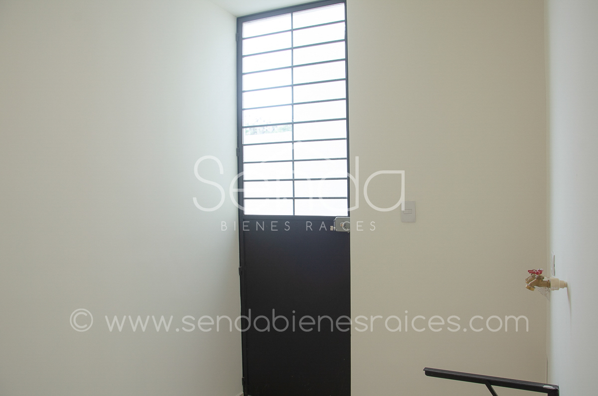 834-28754-21KG-27-unicas-2-casas-en-venta-con-Arquitectura-Moderna-en-Dzitya-al-norte-de-Merida_(65).jpg