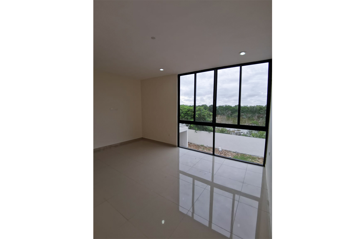 894-24031-21KG-52_-_Casa_en_venta_de_3_habitaciones_con_cochera_techada_piscina_e_hidroneumatico-05.jpg
