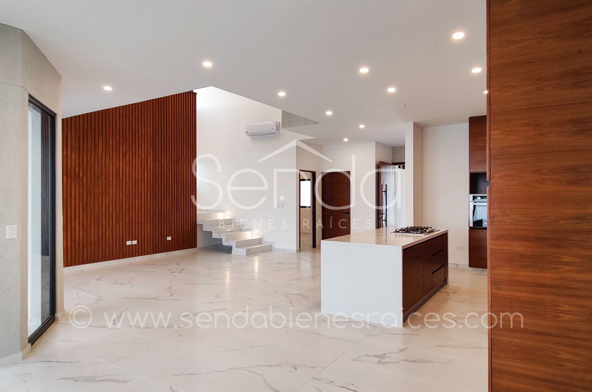 902-39618-Casa-en-Venta-en-la-privada-Nortemerida-con-4-habitaciones-y-alberca-22.jpg
