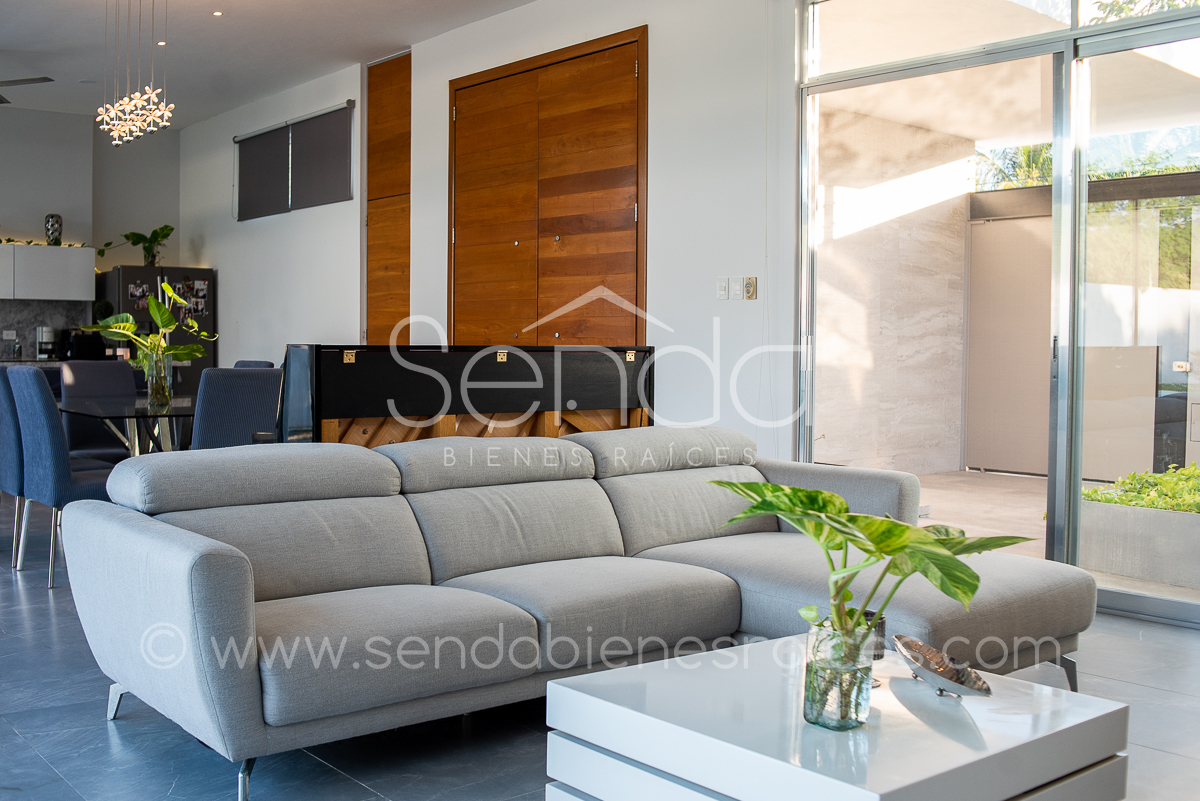 903-24329-residencia-en-venta-una-planta-en-cholul-al-norte-de-merida-10.jpg