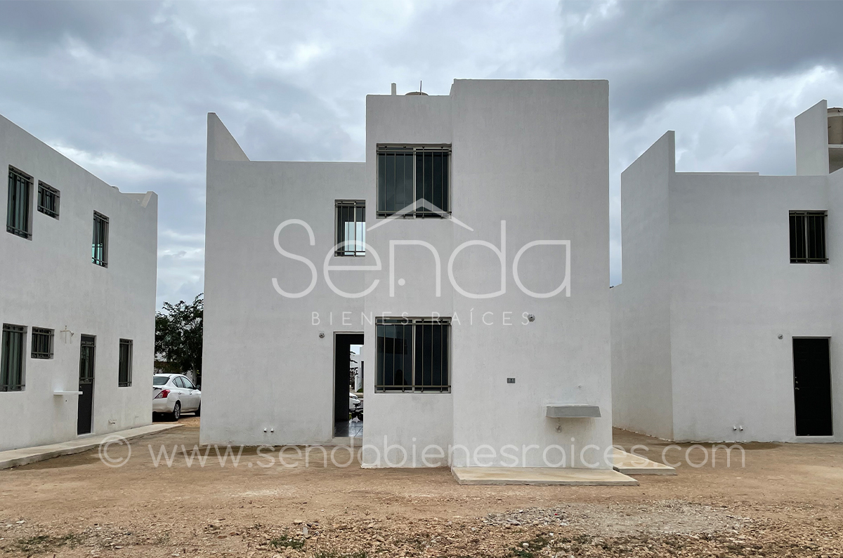 962-26539-En-Renta-Casa-Nueva-en-Avenida-de-Los-Heroes-Merida-4.jpg