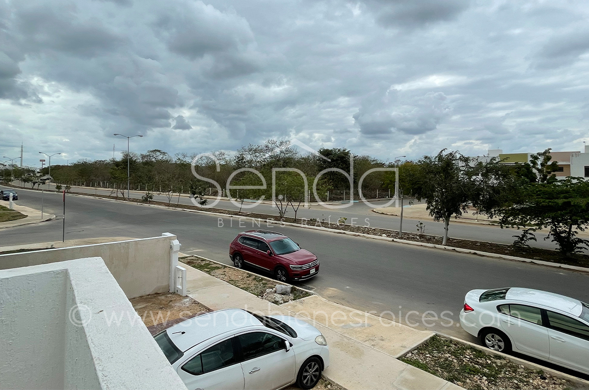 962-26542-En-Renta-Casa-Nueva-en-Avenida-de-Los-Heroes-Merida-7.jpg