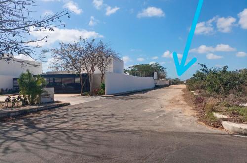 1062-29818-Lotes-Residenciales-en_-venta-con-_amenidades-en-la-_zona_-de-Cholul-_0000_1062-acceso_entrada-min_(8).jpg