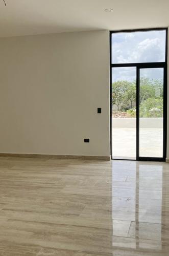 1076-50706-Casa-en-venta-en-privada-Margaritas-Cholul-Merida-de-4-habitaciones-con-alberca_(11).jpg