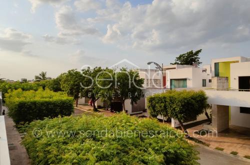 1311-37256-Casa-en-venta-en-Altabrisa-Merida-en-privada-San-Remo-Blanc-con-3-habitaciones-10.jpg