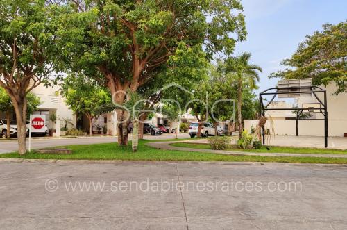 1311-37291-Casa-en-venta-en-Altabrisa-Merida-en-privada-San-Remo-Blanc-con-3-habitaciones-45.jpg