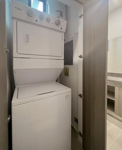 1329-42976-Departamento-en-renta-en-EL-SABINO-TEMOZON-NORTE-Equipado-y-Amueblado-103-sma0.jpg