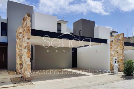 Casa en venta en AirePuro Residencial en Merida de 3 recamaras 